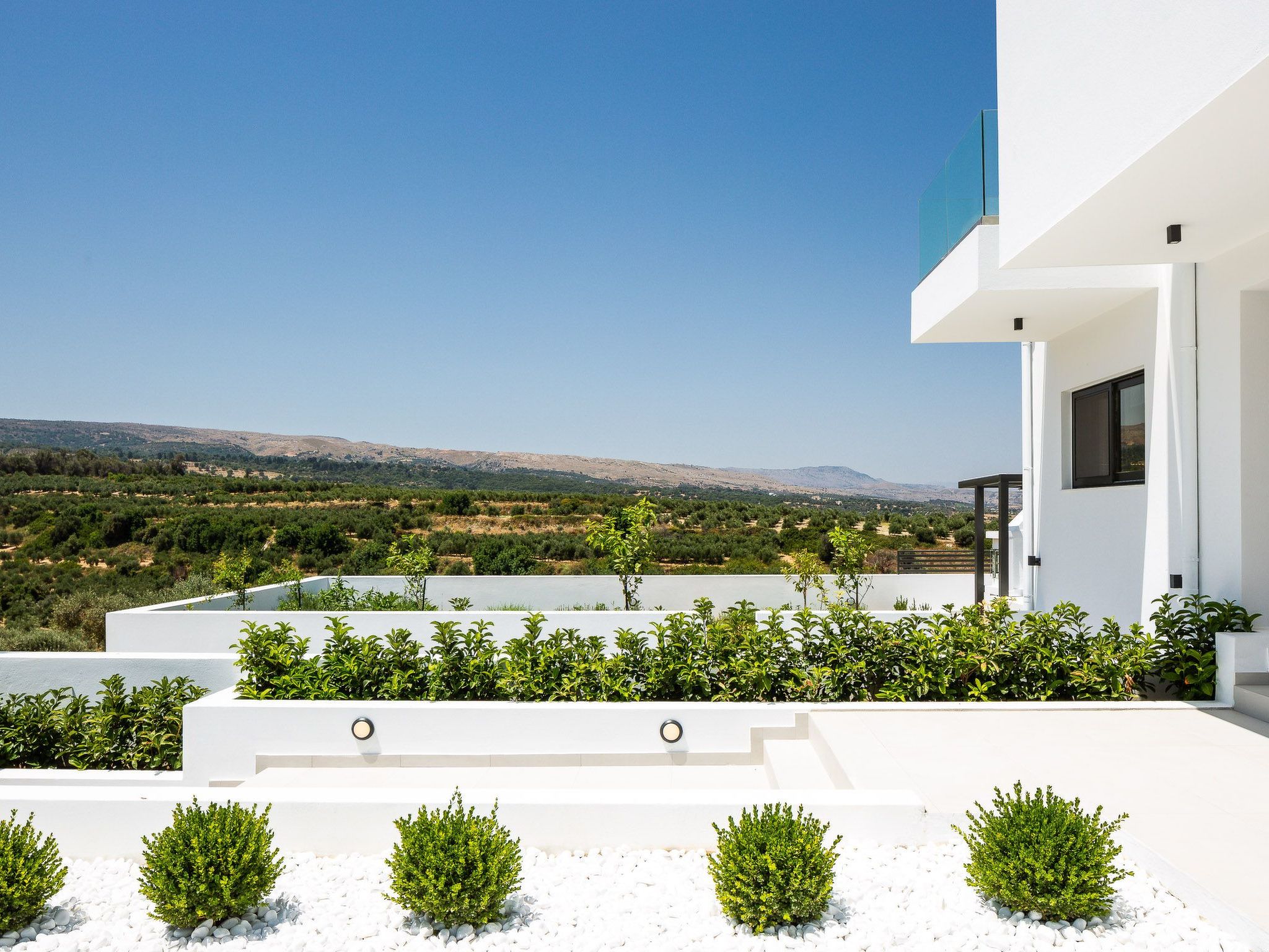 Elegante Villa mit beheiztem Pool und fantastischer Aussicht-Image-tags.info