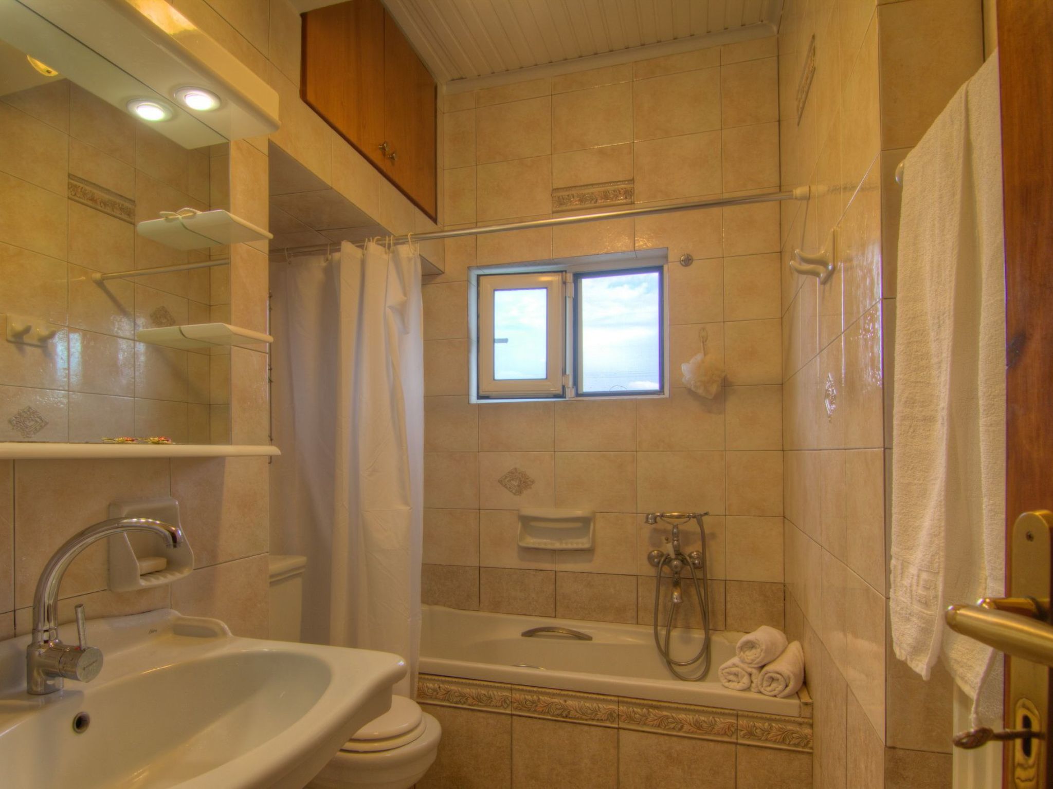 Villa "Elena" mit Bergblick-Image-tags.info