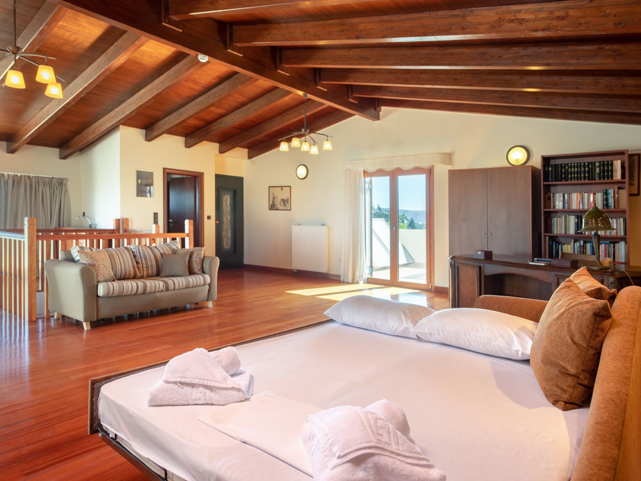 Familienvilla mit privatem Pool, Tischtennisplatte und Fußballtisch-Image-tags.info