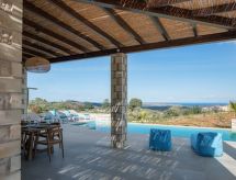 brandneue Villa mit Meerblick, privatem Pool und Ping Pong