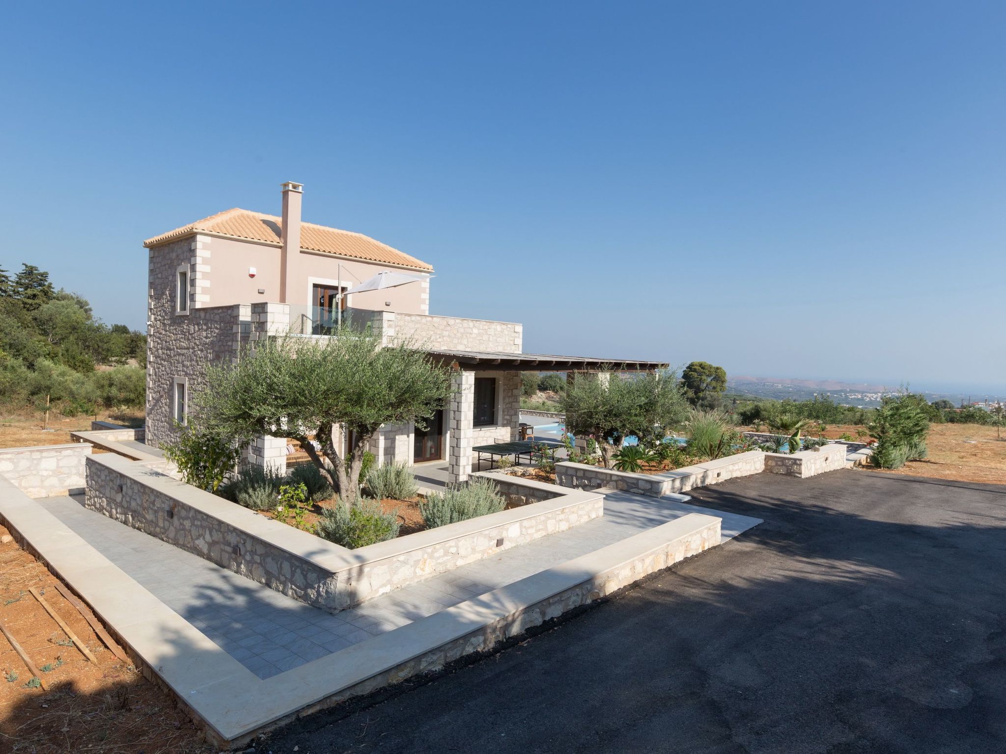 Brandneue Villa mit Meerblick, privatem Pool und Ping Pong-Dehors