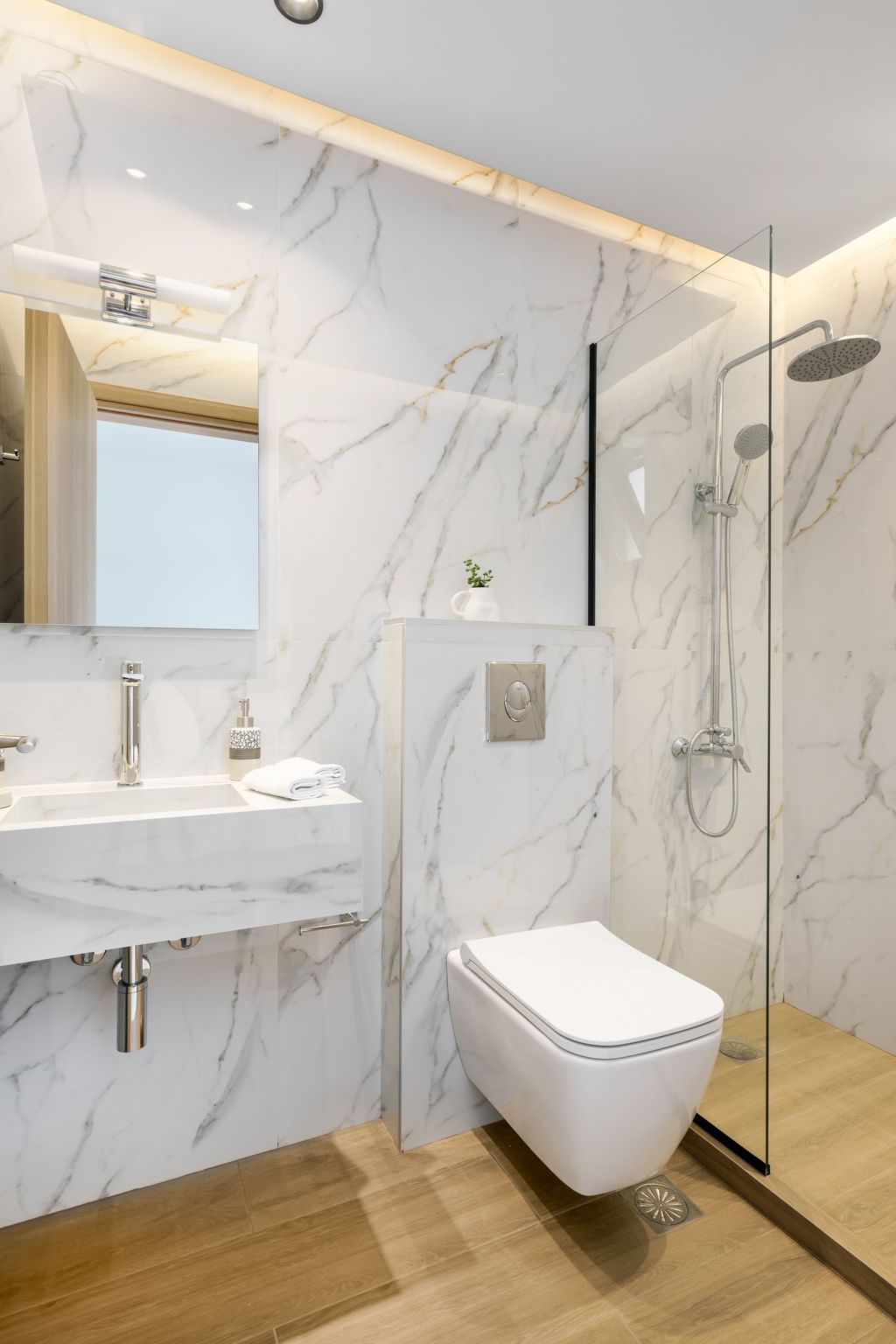 "Luna" mit Privatparkplatz-Image-tags.info