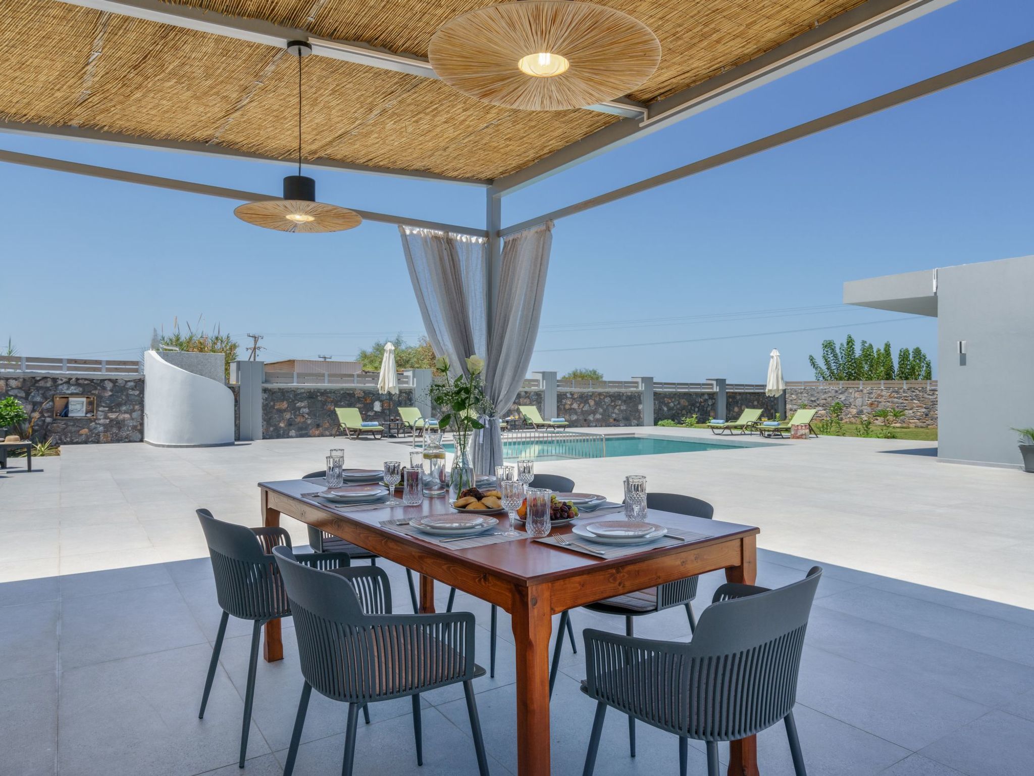 "Luna" mit Privatparkplatz-Draußen