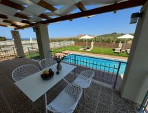"Panor Villas" mit eigenem Pool