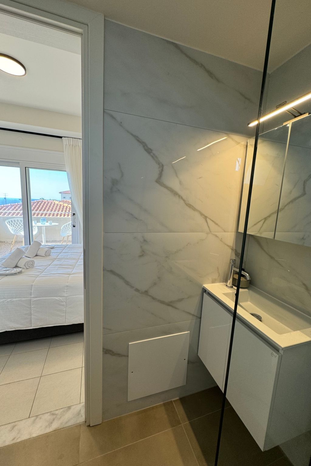 "Panor Villas" mit eigenem Pool-Binnen