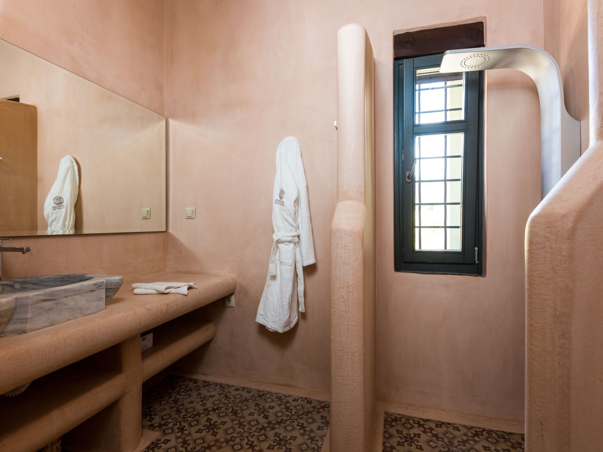 In Achlades mit Privatem Pool-Binnen