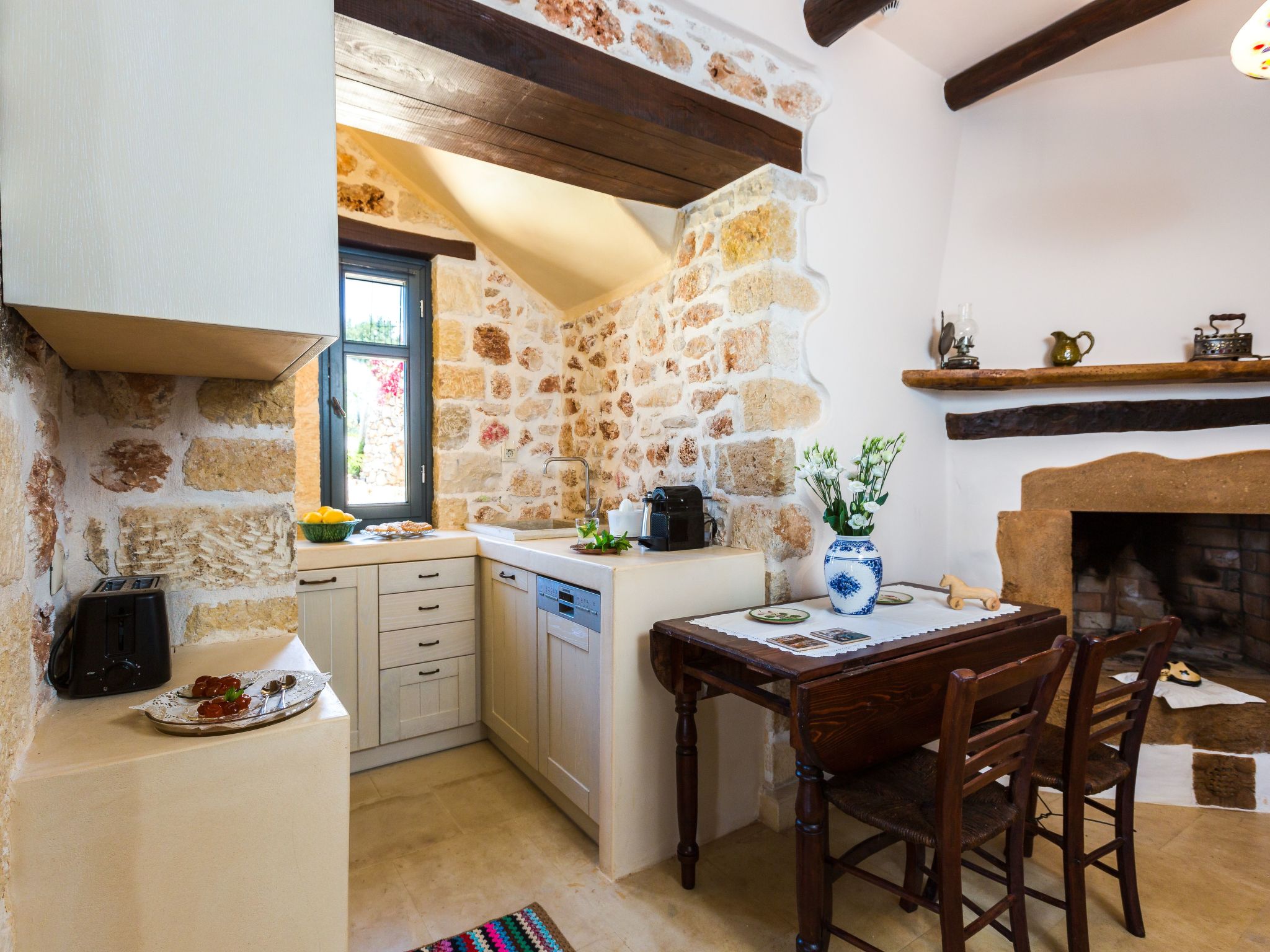 In Achlades mit Privatem Pool-Binnen