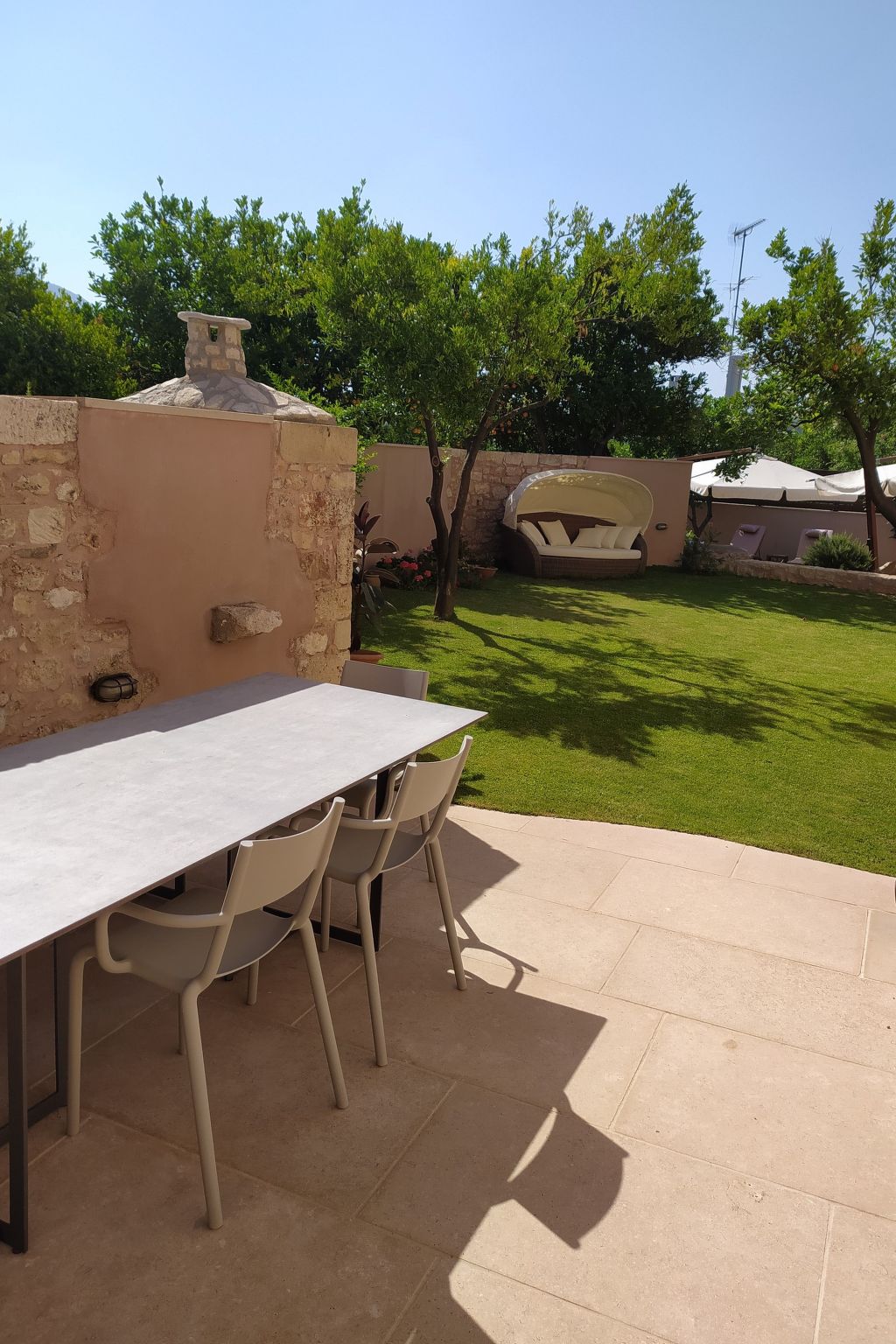 Mit Bergblick-Outside