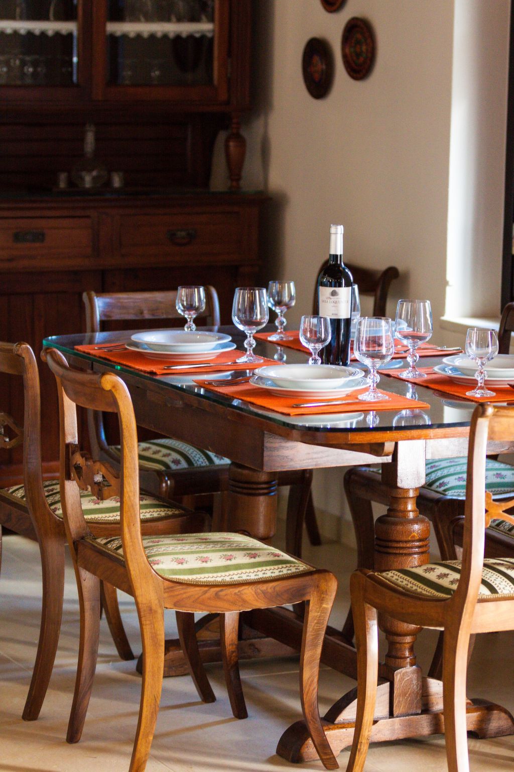 Freistehendes Ferienhaus mit großem Pool-Inside