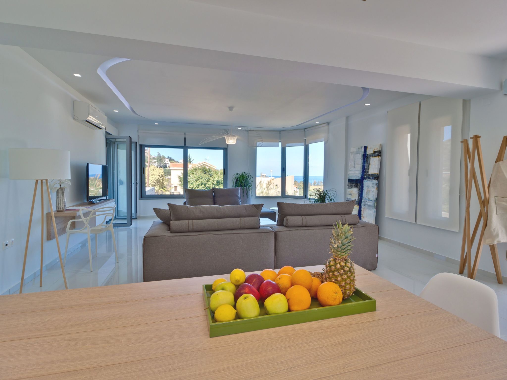 Villa mit drei Schlafzimmern und privatem Swimmingpool.-Image-tags.info