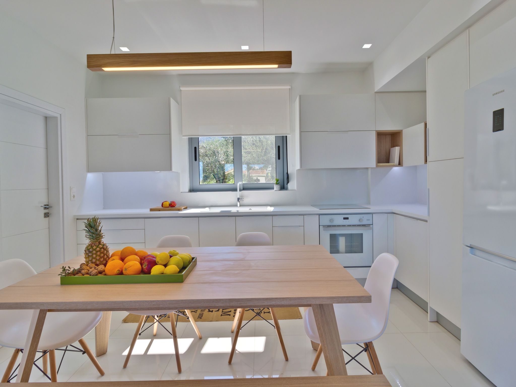 Villa mit drei Schlafzimmern und privatem Swimmingpool.-Image-tags.info