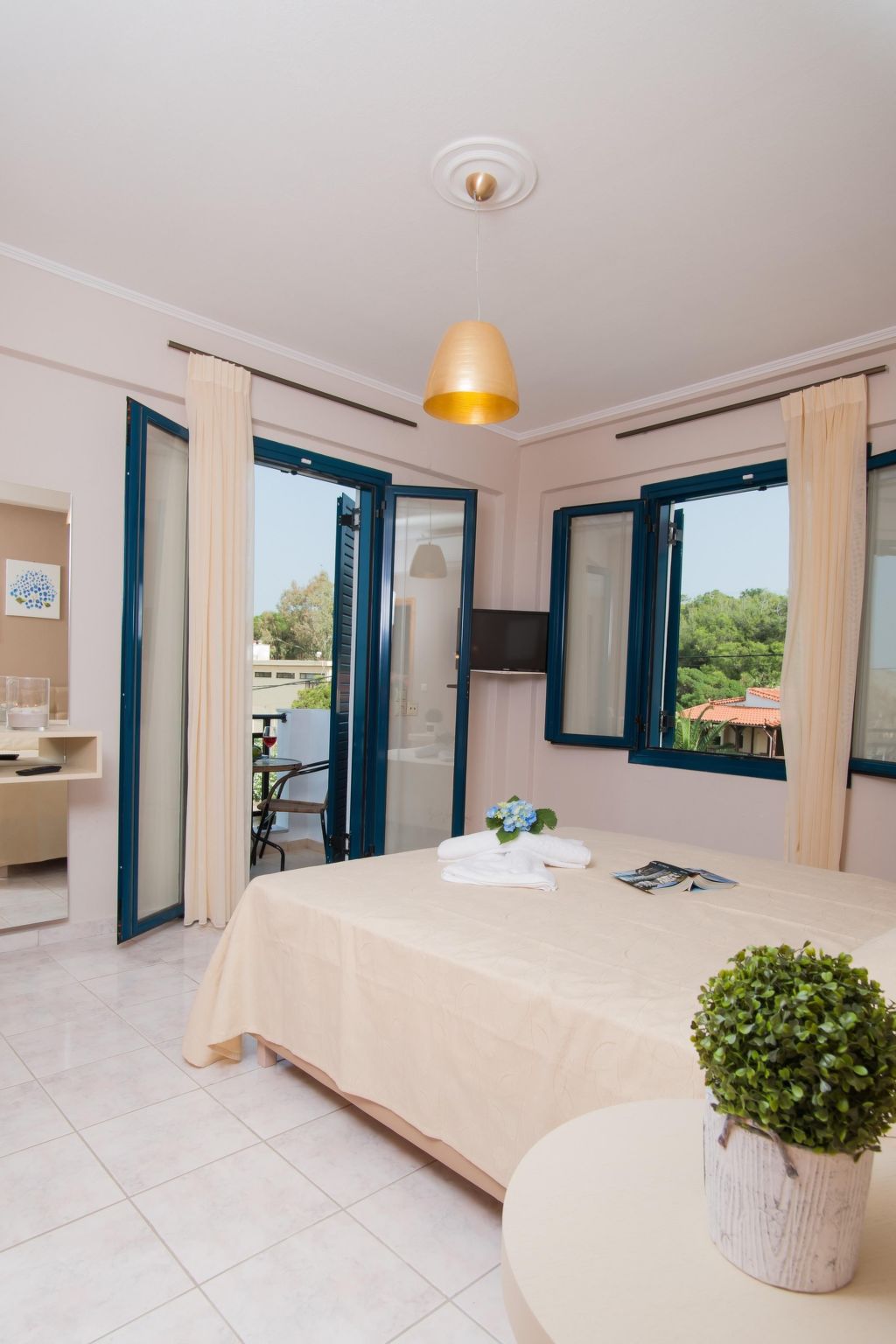 Schönes Haus in Panormos mit kleinem Garten-Dedans