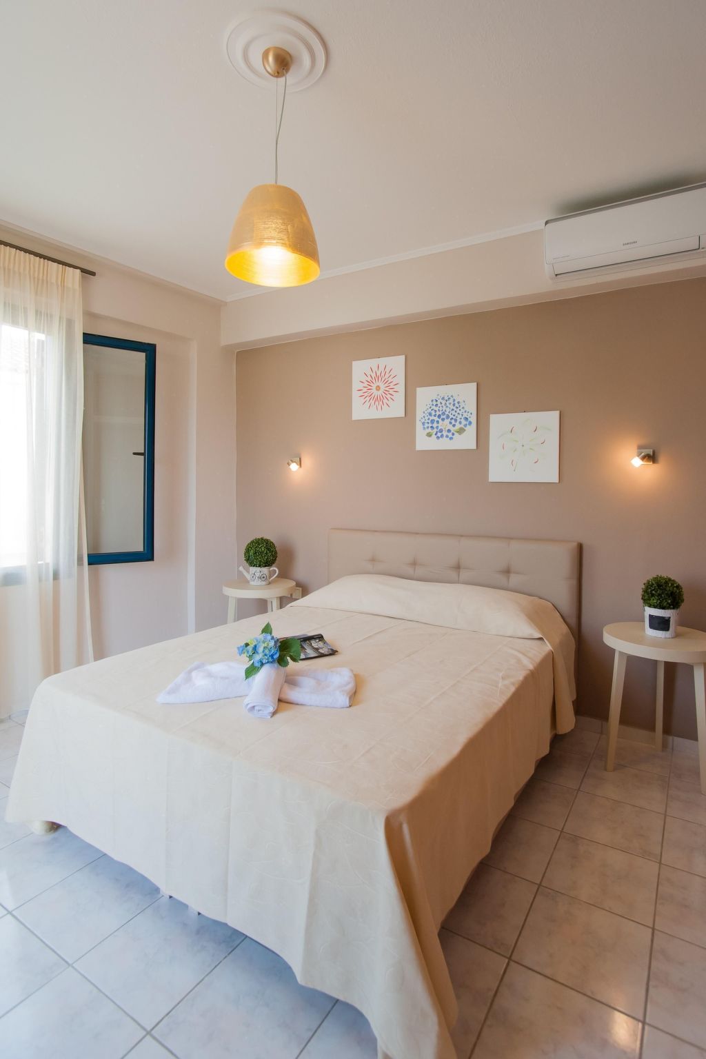 Schönes Haus in Panormos mit kleinem Garten-Dedans