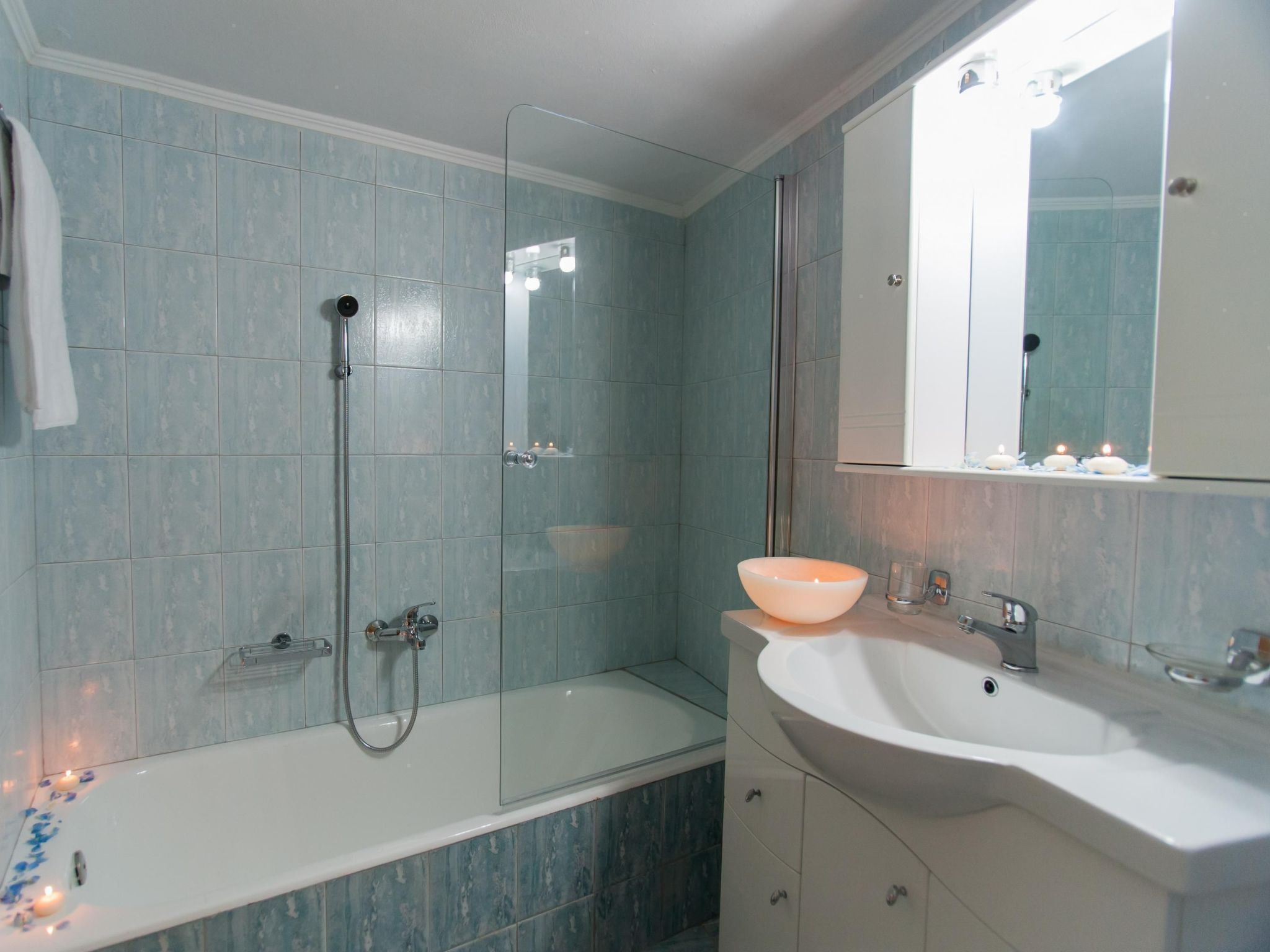 Schönes Haus in Panormos mit kleinem Garten-Dedans