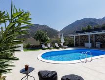 Haus in Vlichada mit tragbarem Barbecue