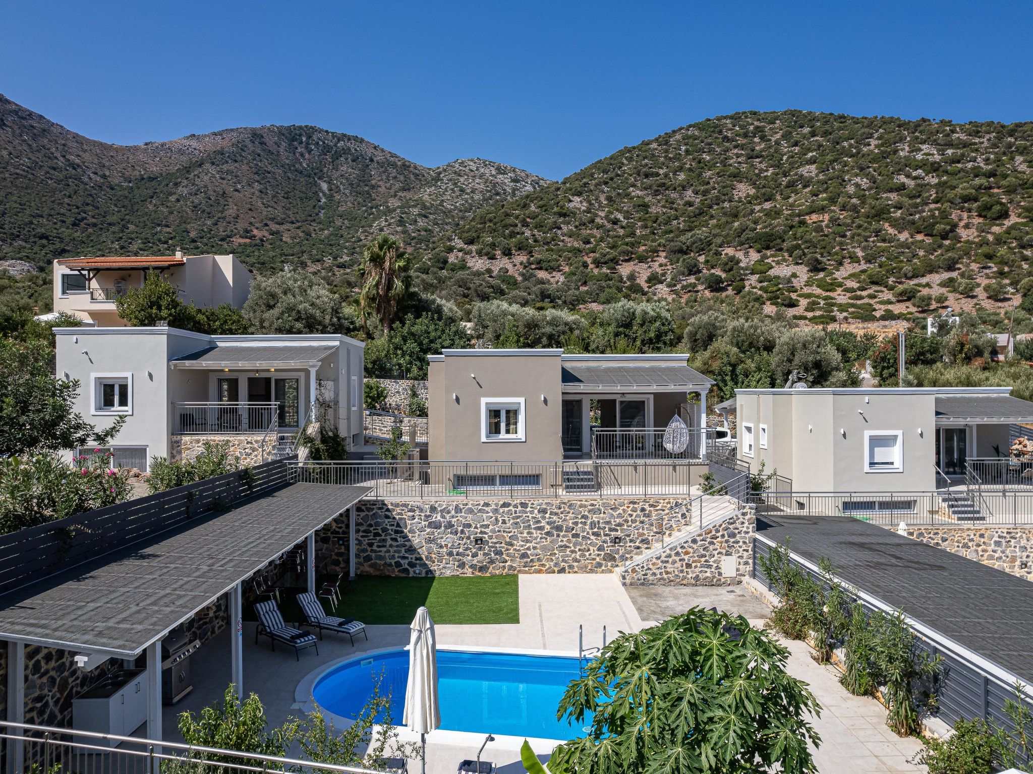 Haus in Vlichada mit tragbarem Barbecue-Image-tags.info