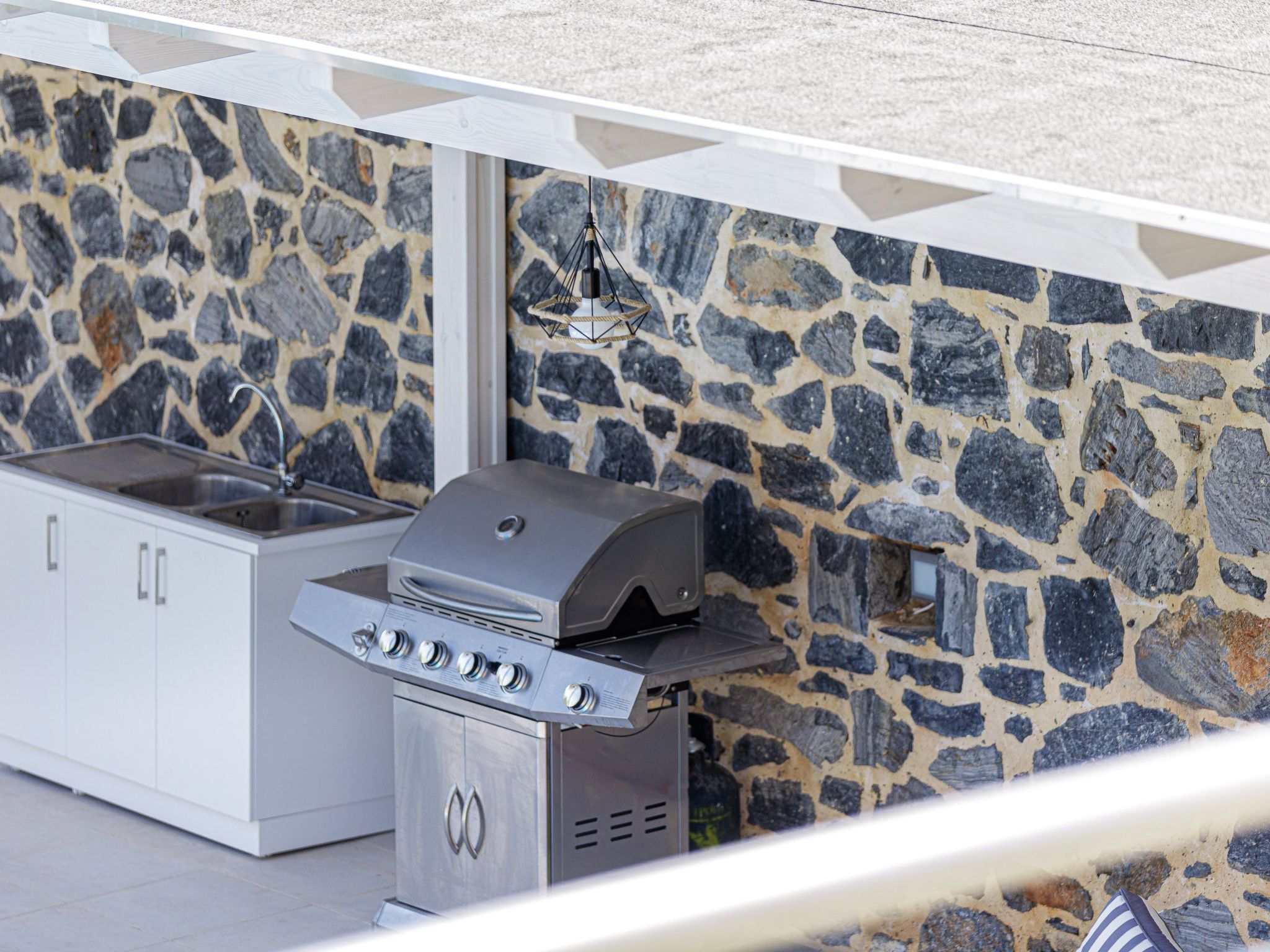 Haus in Vlichada mit tragbarem Barbecue-Image-tags.info