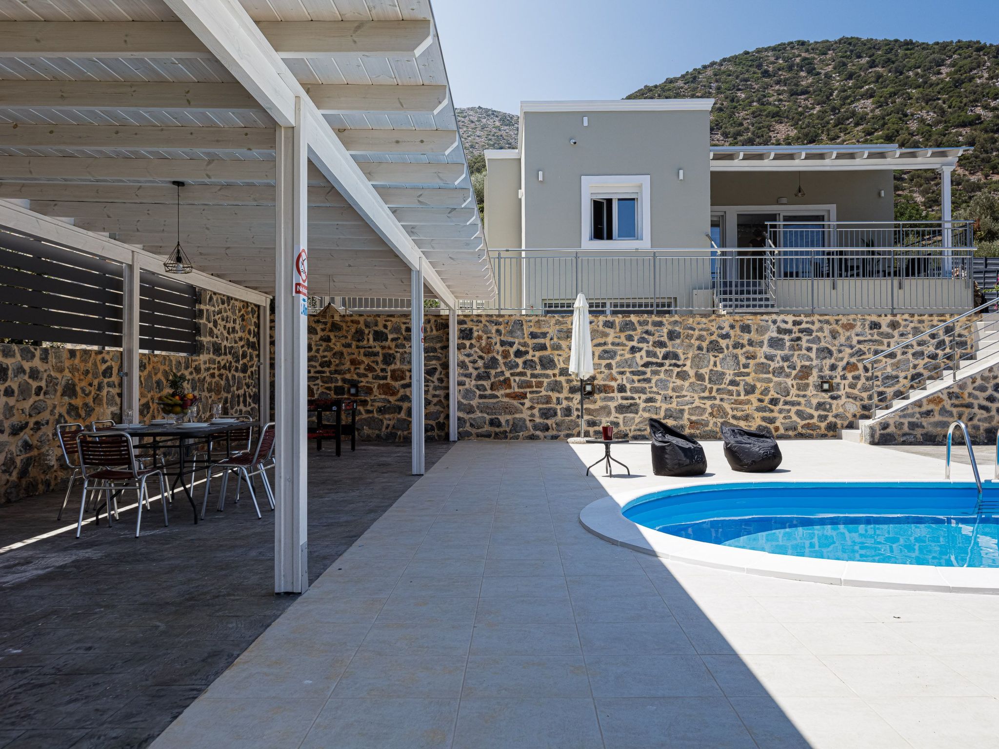 Haus in Vlichada mit tragbarem Barbecue-Image-tags.info