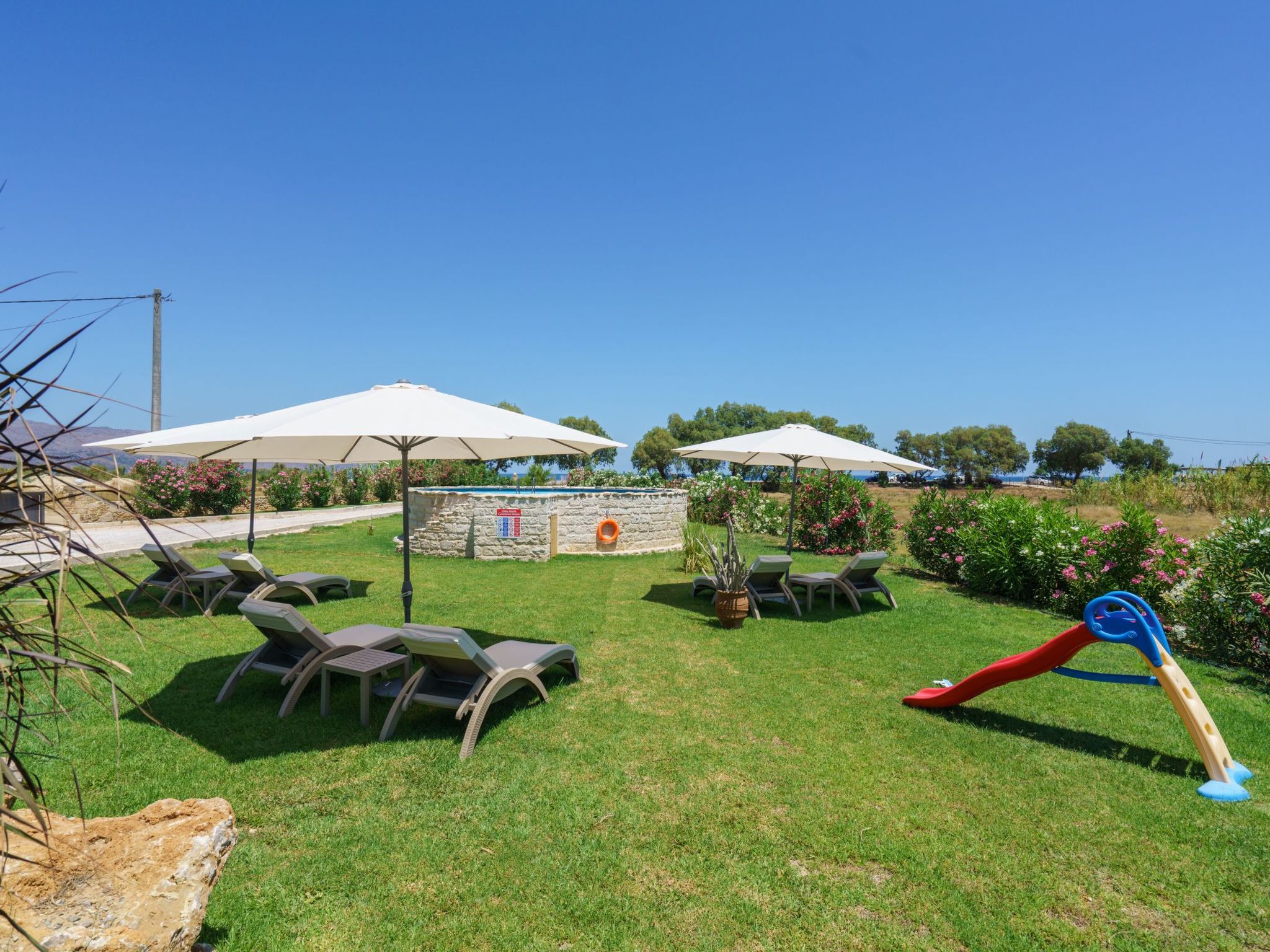 Neue Strandvilla SixStars in Chania, mit Sauna-Draußen