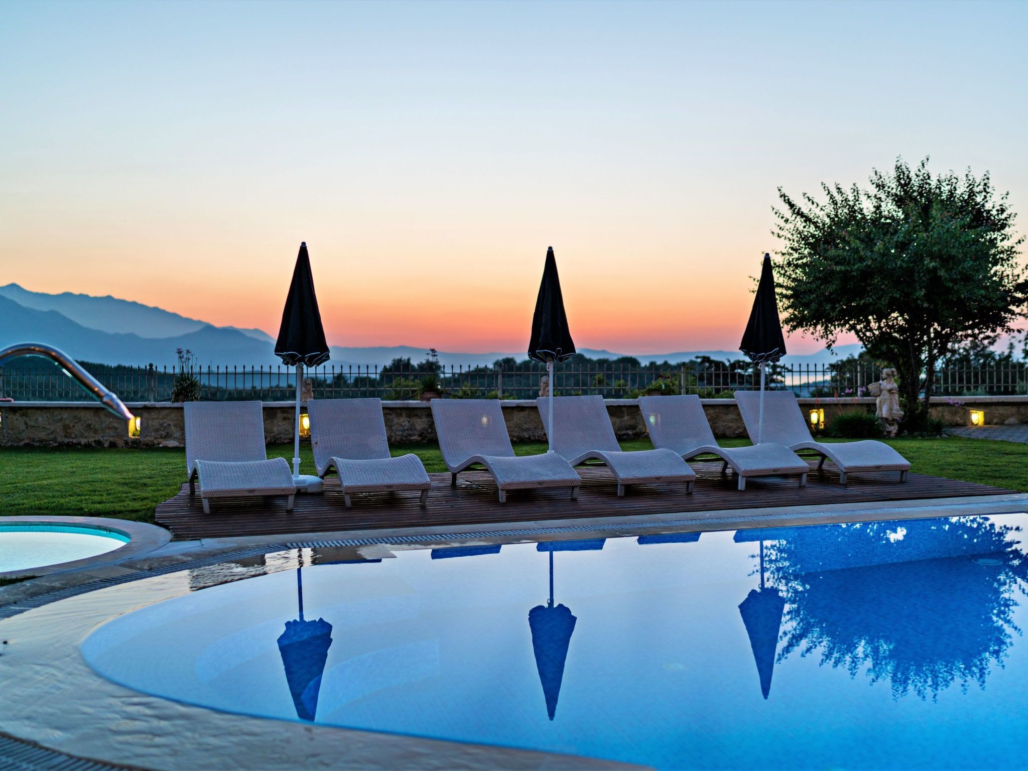 Villa Zeus mit privatem Pool und Jacuzzi