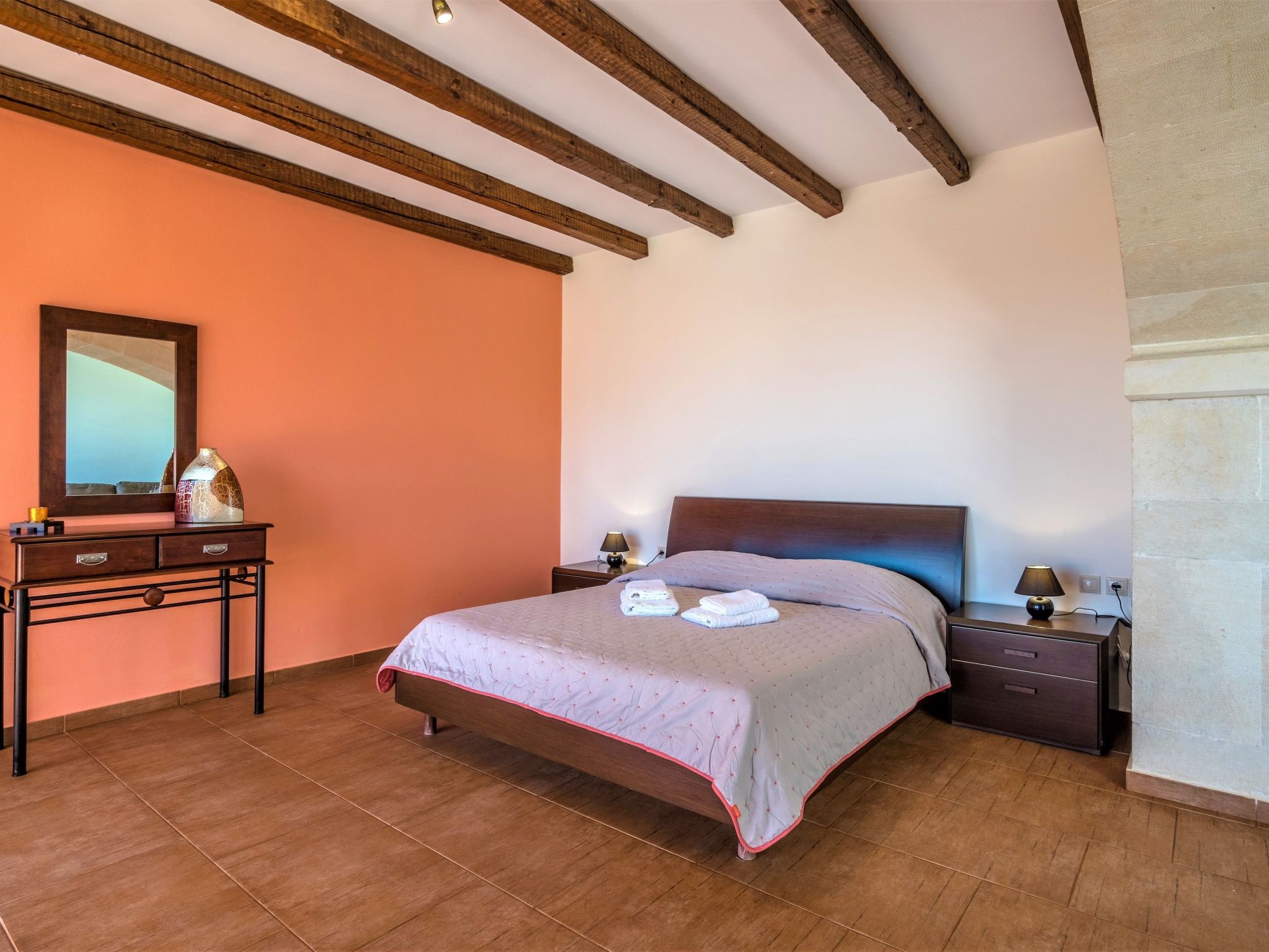 Villa Zeus mit privatem Pool und Jacuzzi-Binnen