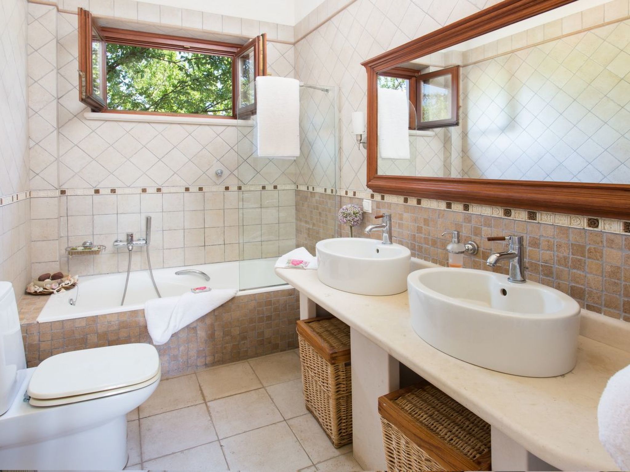 Fantastische Villa Anastasia mit großem Pool-Image-tags.info