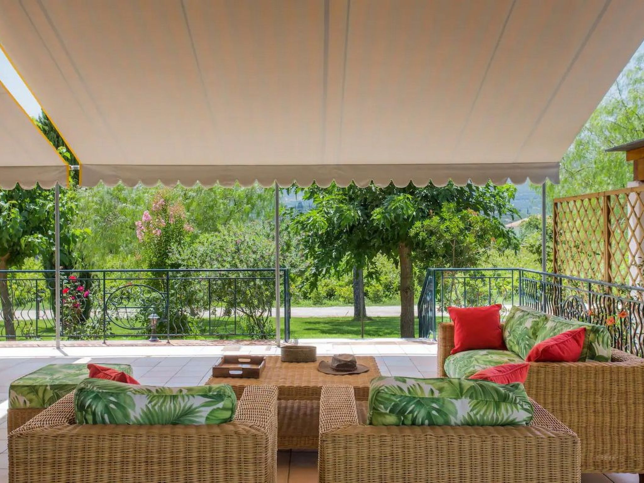 Fantastische Villa Anastasia mit großem Pool-Image-tags.info