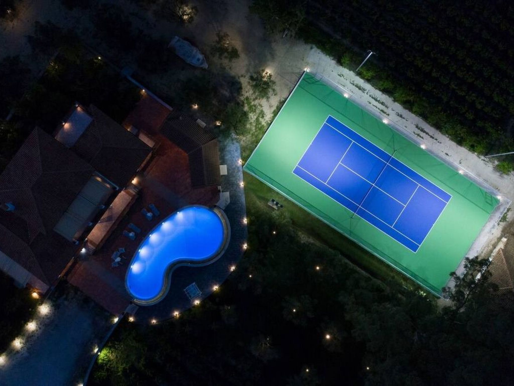 Fantastische Villa Anastasia mit großem Pool-Image-tags.info