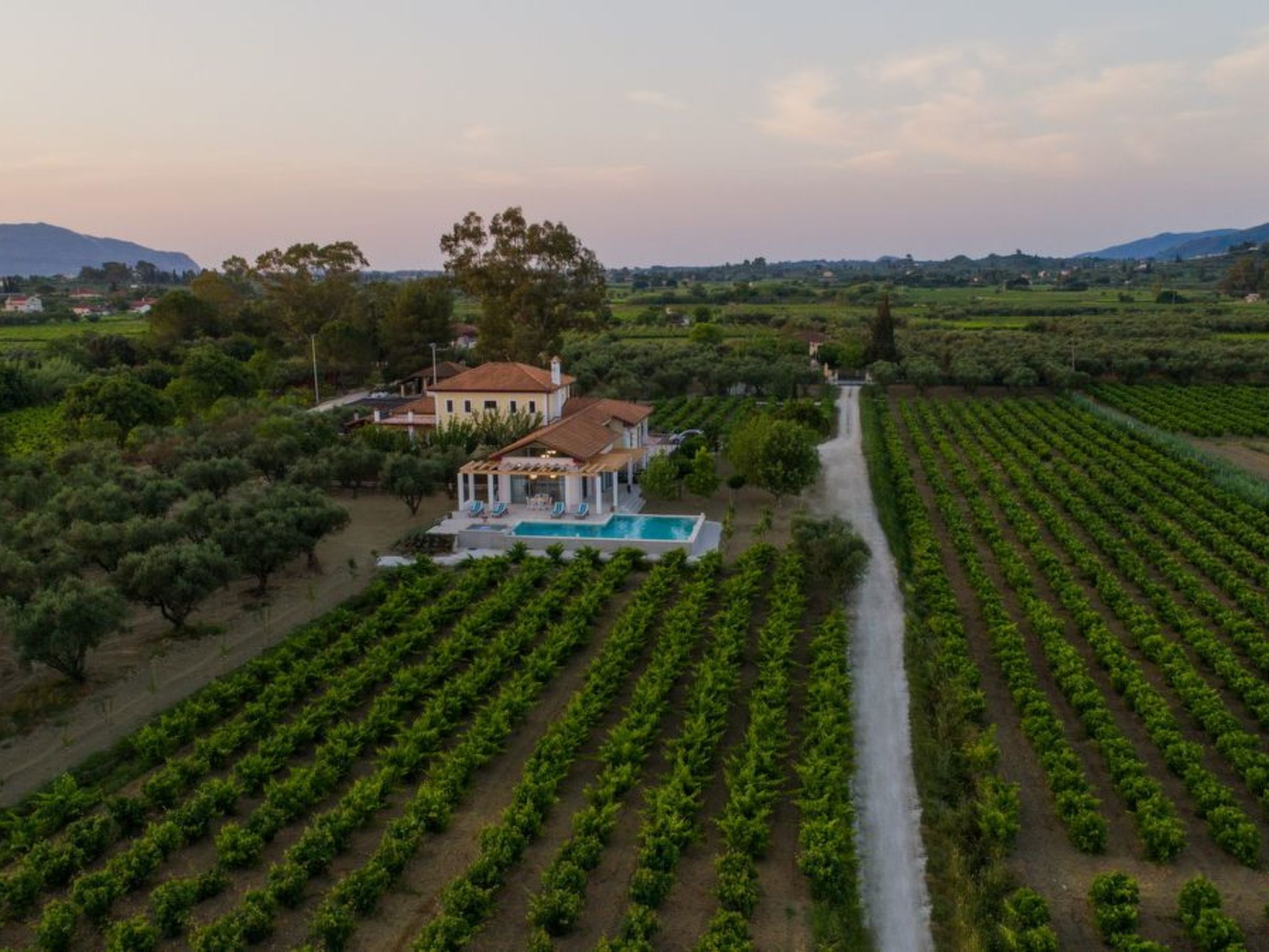 Fantastische Villa Anastasia mit großem Pool-Image-tags.info