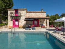 Villa Ariadne: Jouw privéparadijs met zwembad op Zakynthos - thumbnail 4
