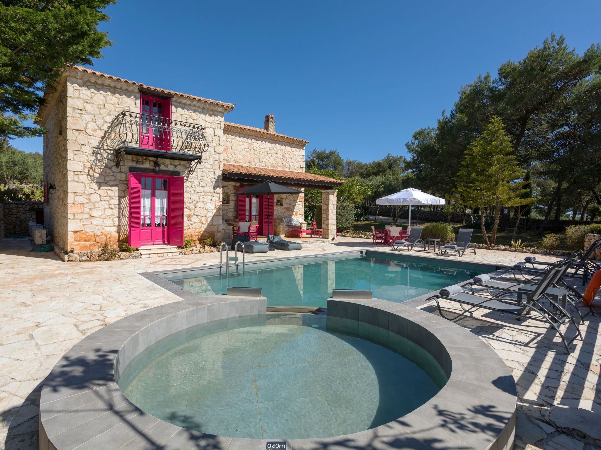 Villa Ariadne mit privatem Pool-Binnen