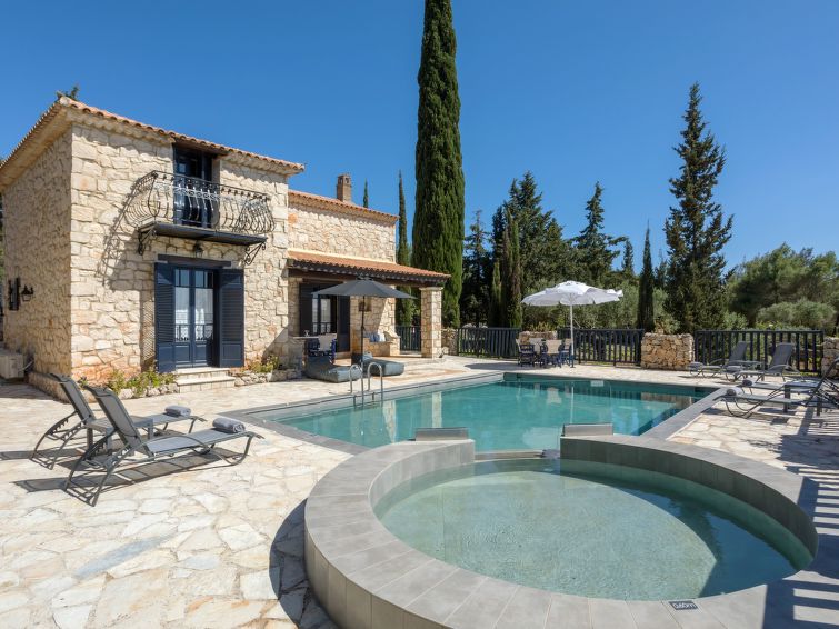 Bergzicht en rust in vakantiehuis Villa Nefeli in Agios Leon in Agios Leon