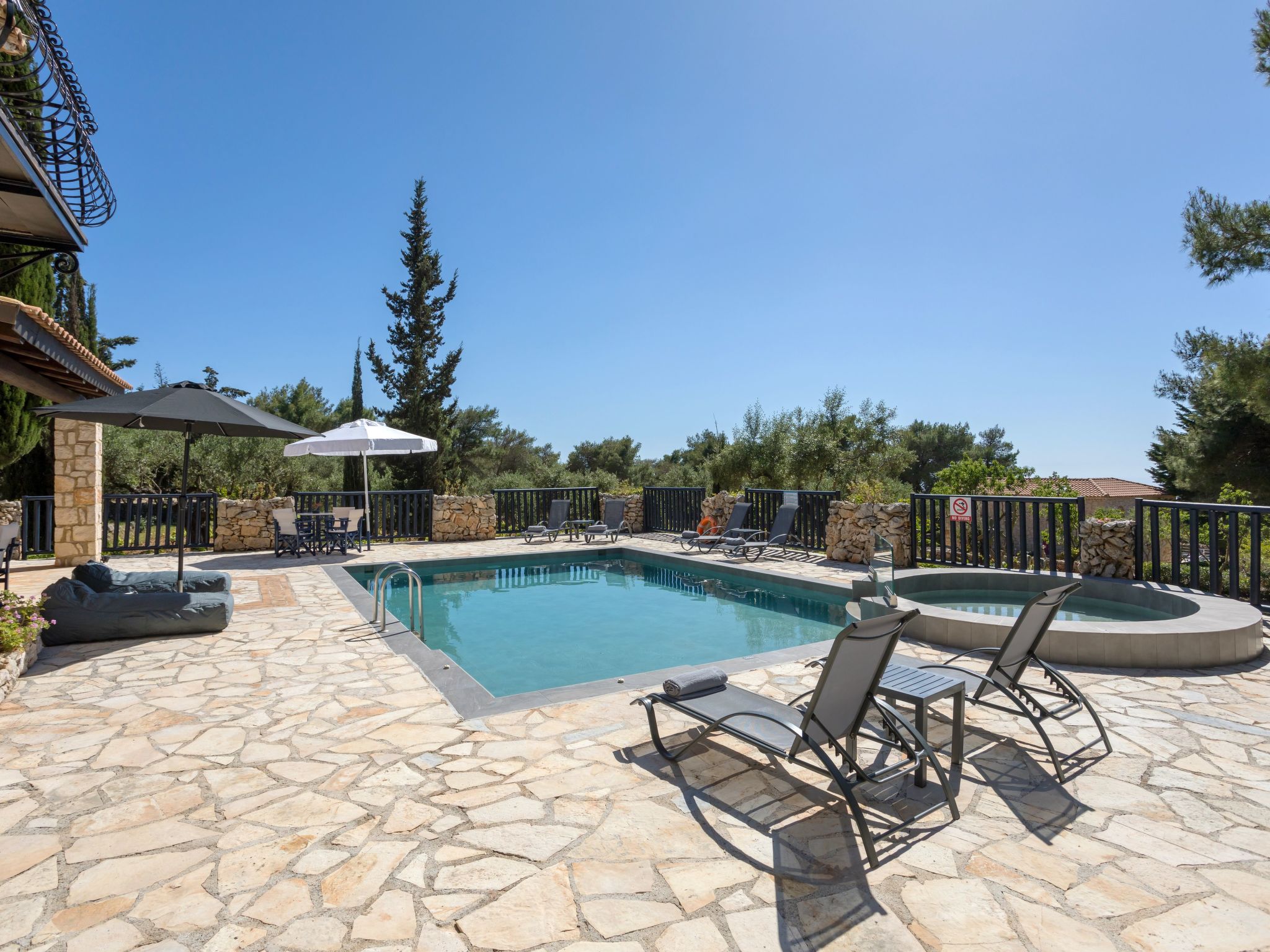 Villa Nefeli mit privatem Pool-Binnen