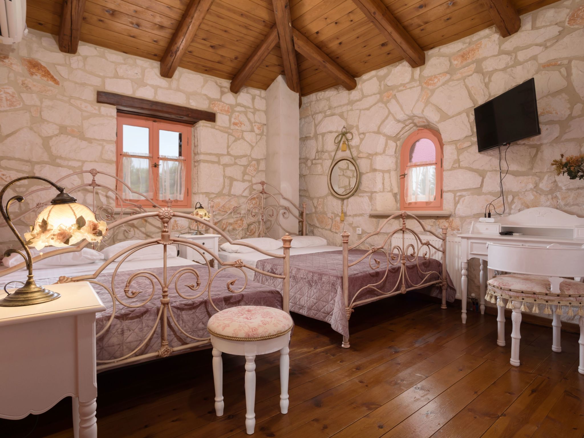 Aresti Mountain Resort Villa Ira mit privatem Pool-Binnen