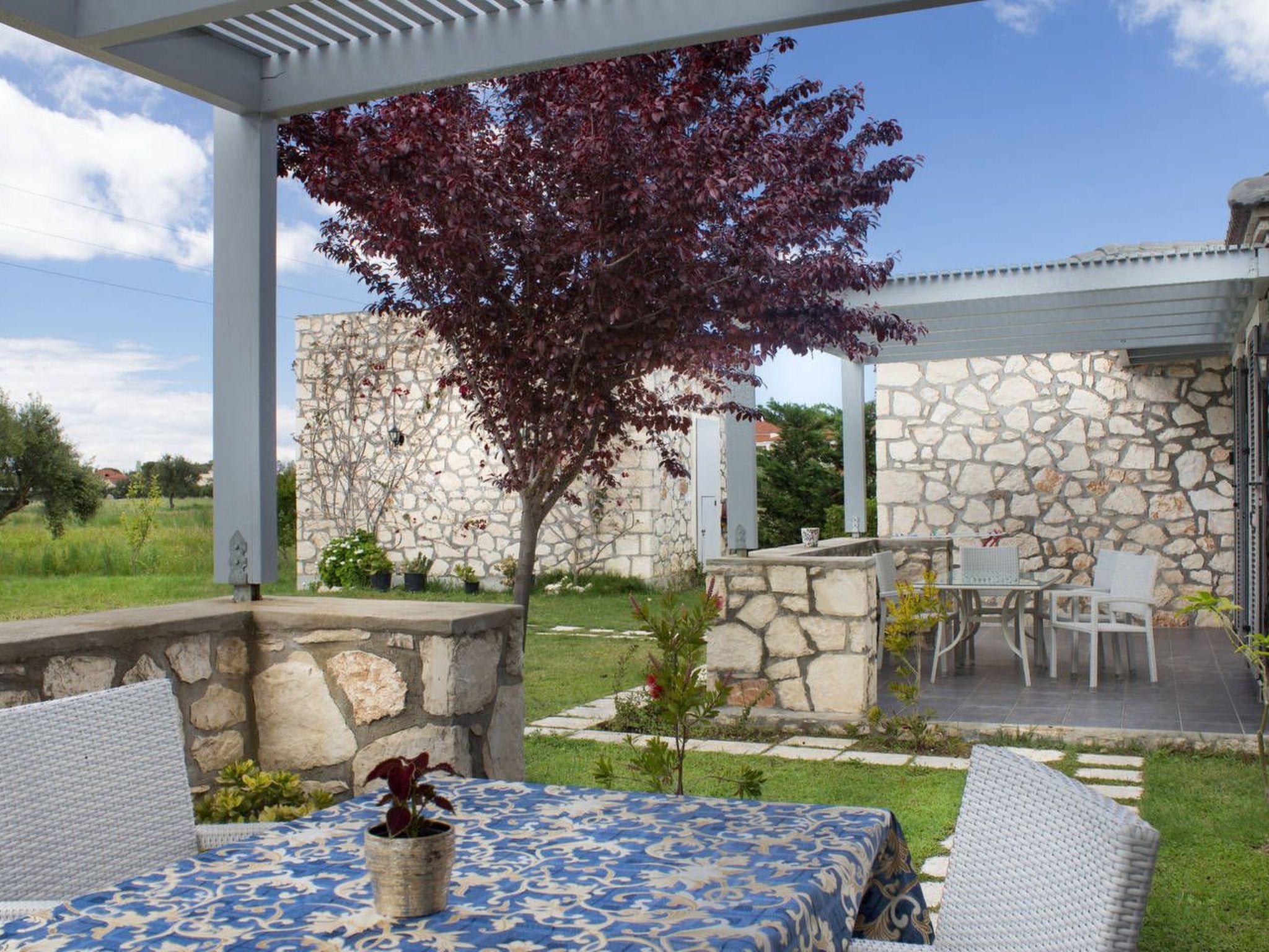 Villa mit zwei Schlafzimmern für 6 Personen. Parken, WiFi-Image-tags.info