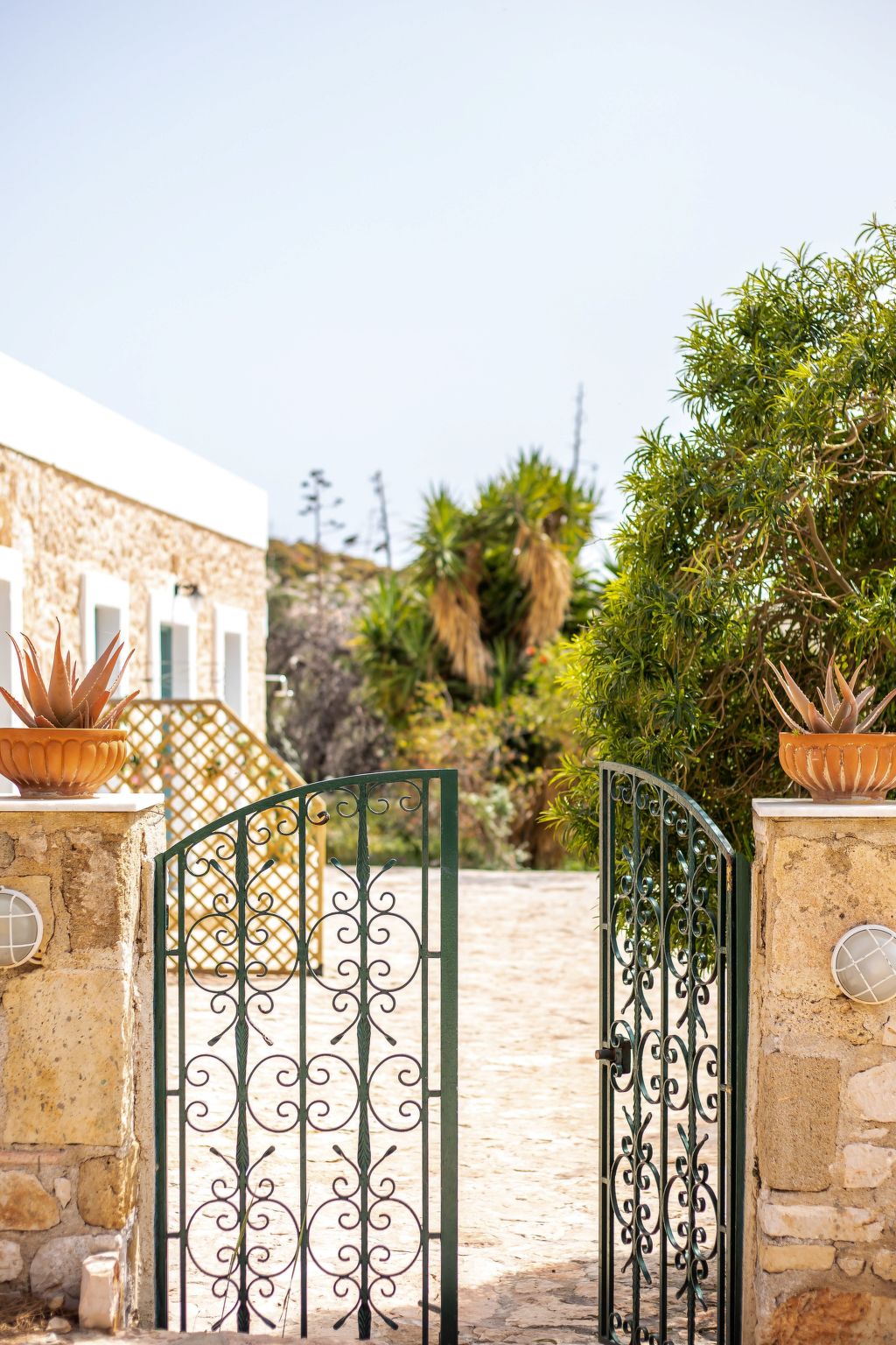 Dame Stamatias Haus-Image-tags.info