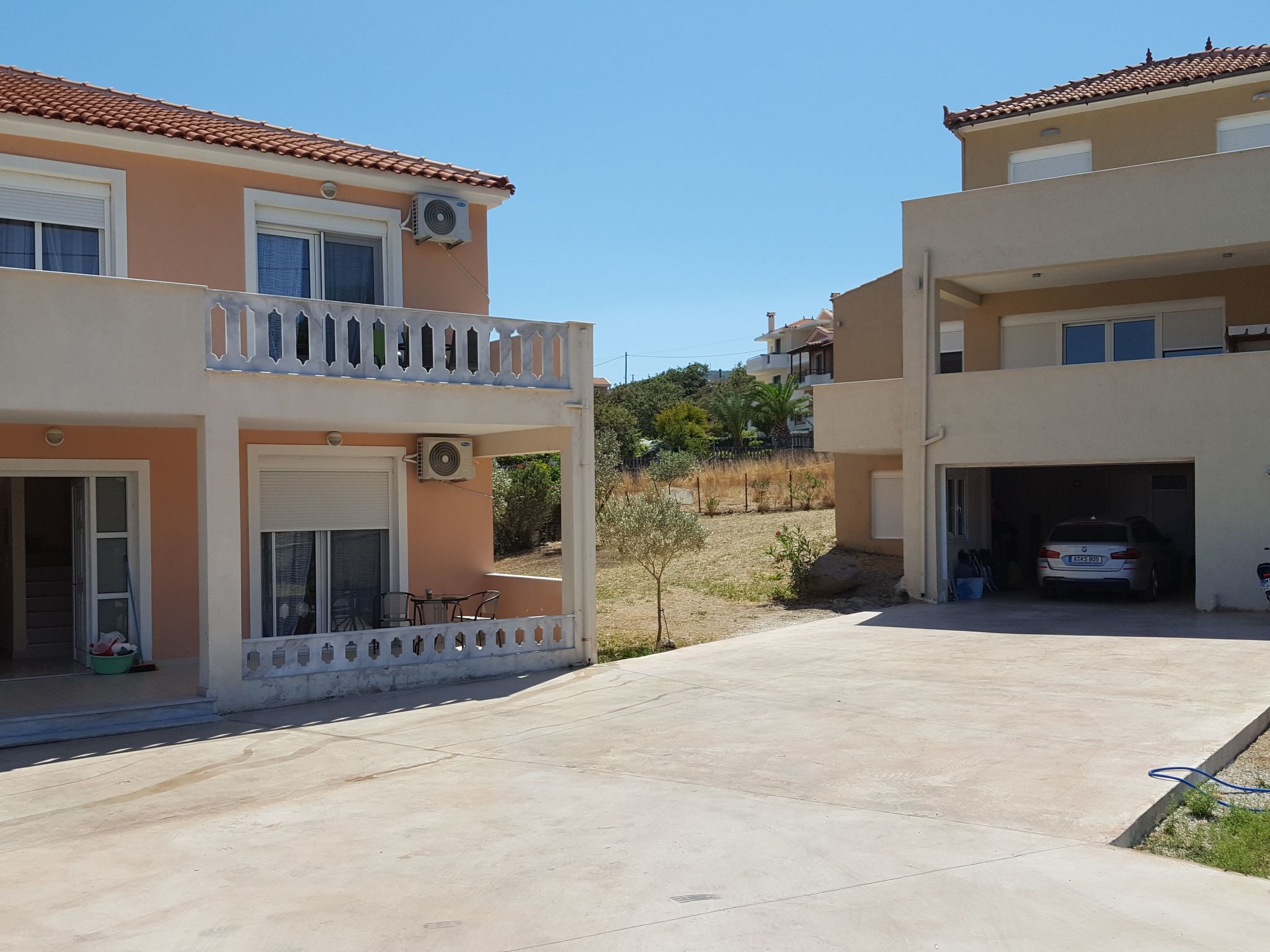 Limani — view 1 of 40