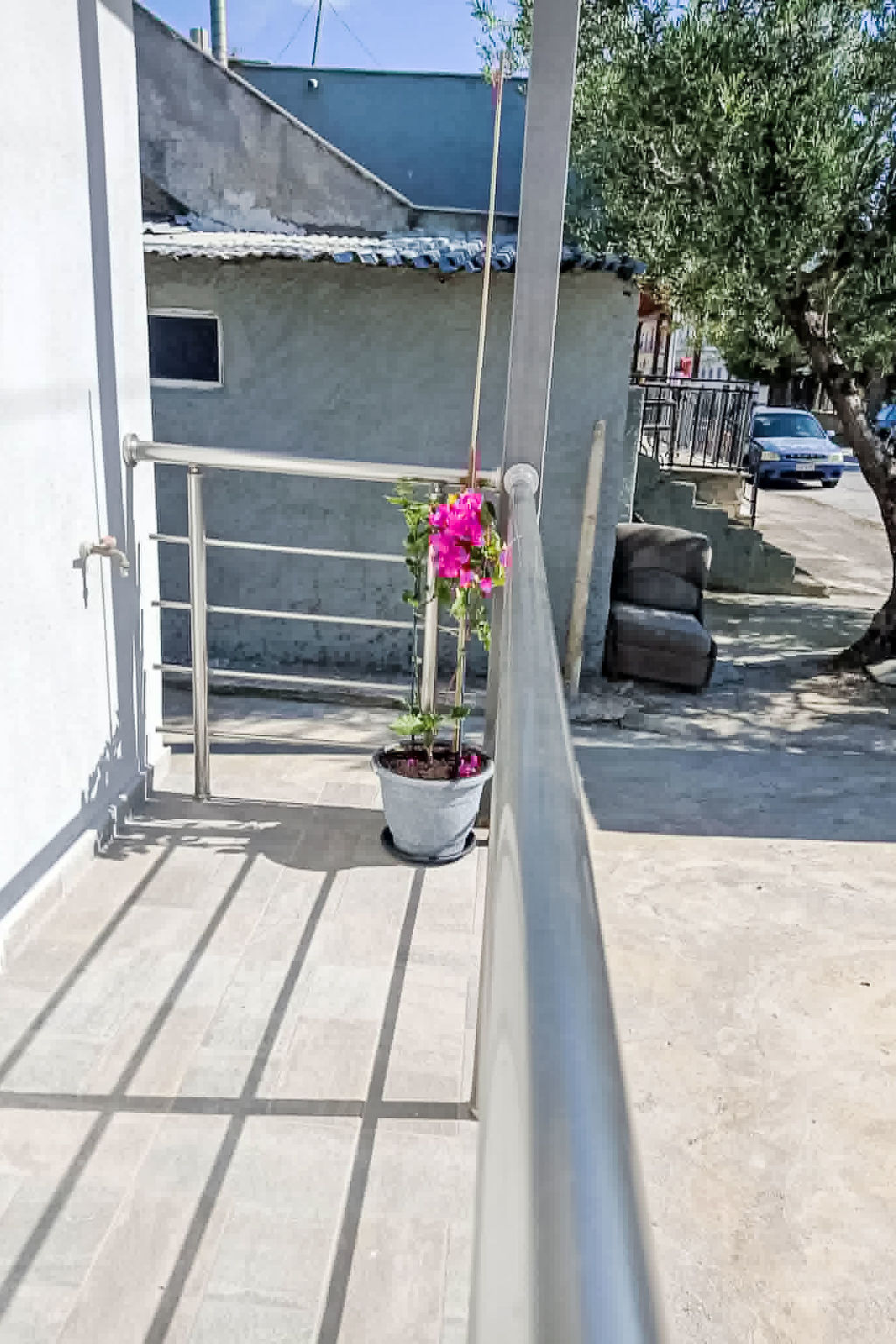 Jordan's Sea Breeze Studio — Terrace (2 of 16)