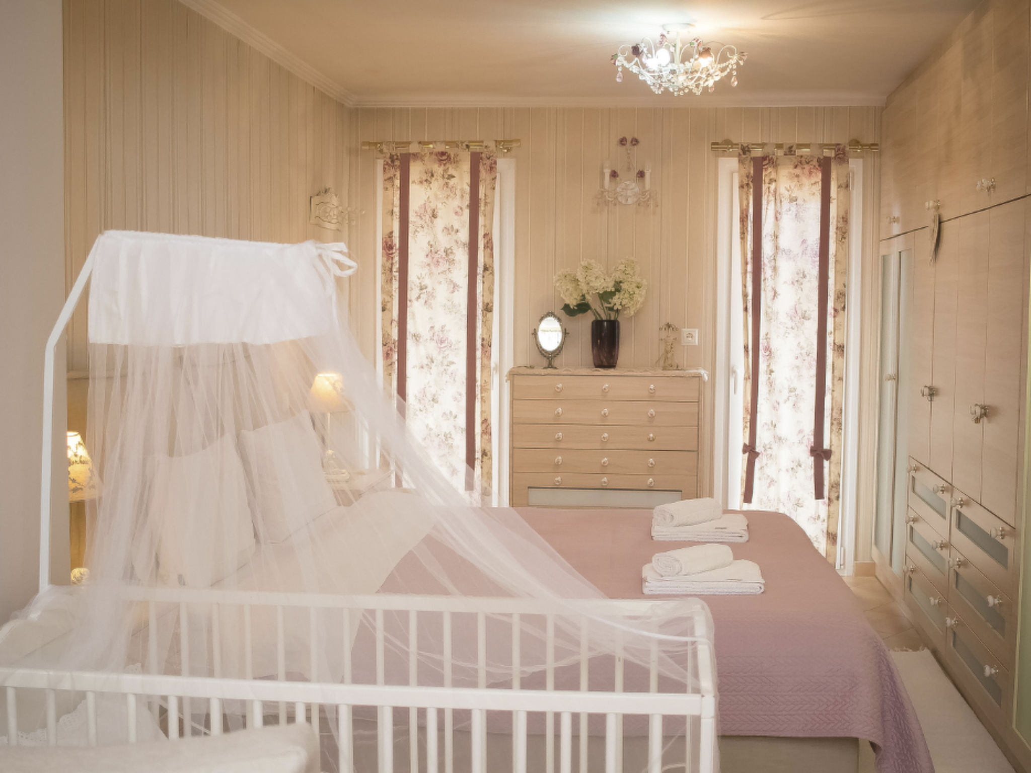 Luxuriöse Familienvilla in der Nähe von Meteora - Image 3