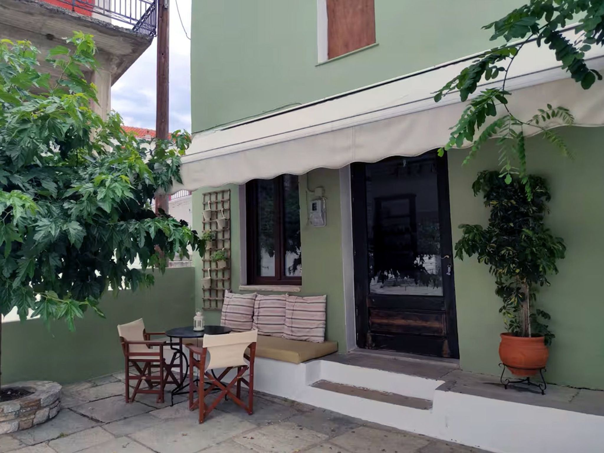 für 3 — House (5 of 18)