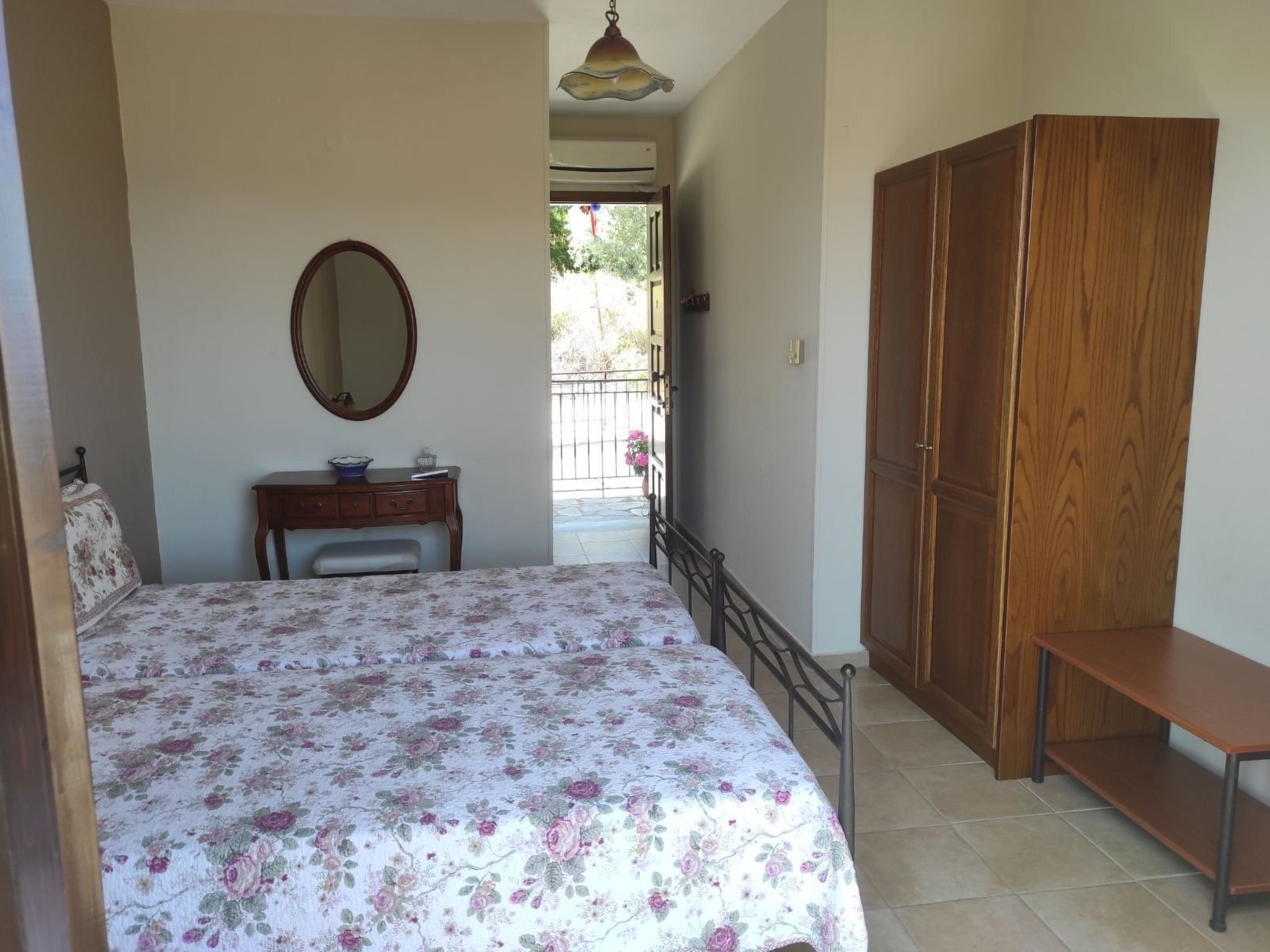 Mylos Trikeri - Image 4