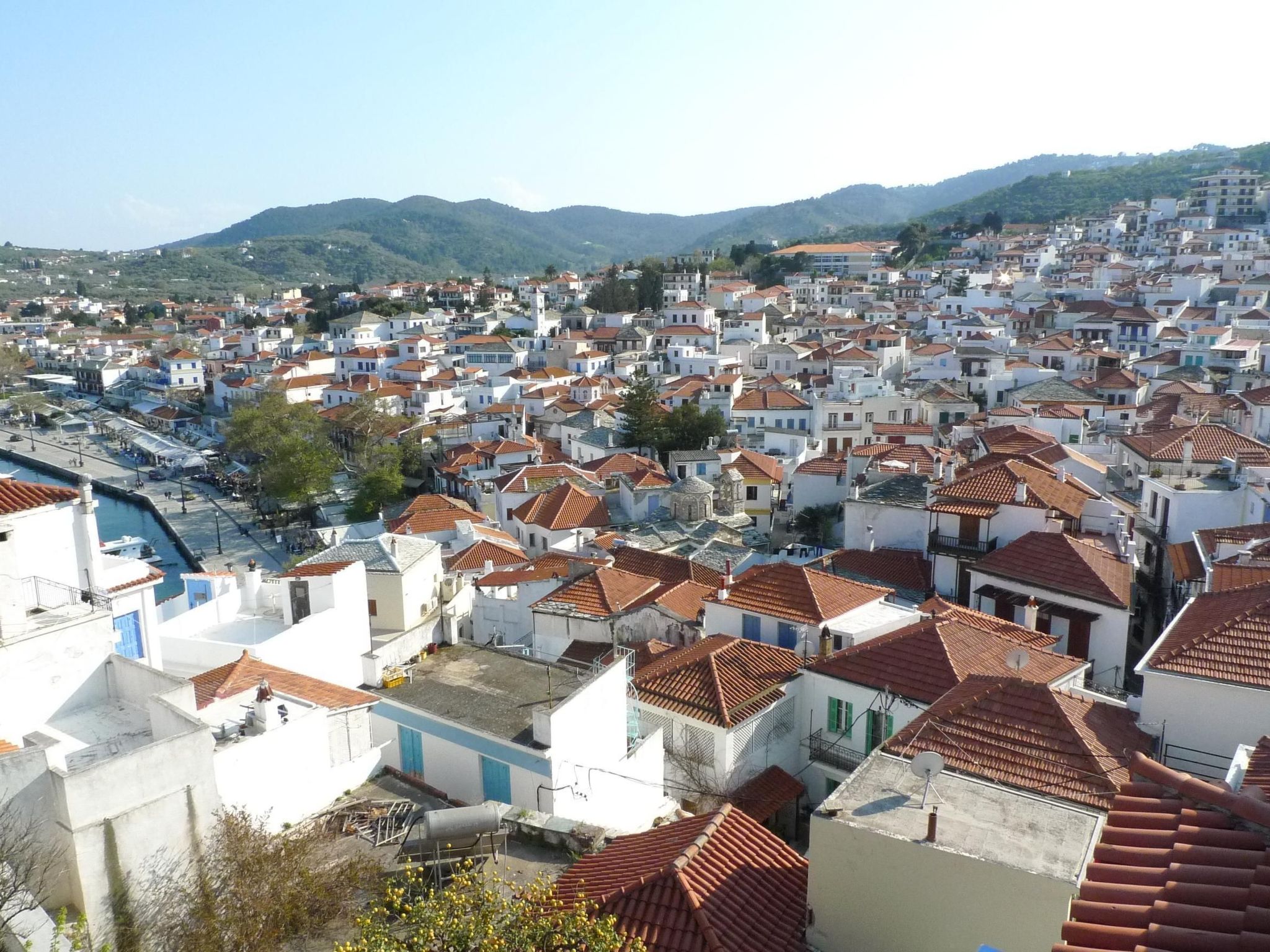 In Skopelos mit Grill und Terrasse-Buiten
