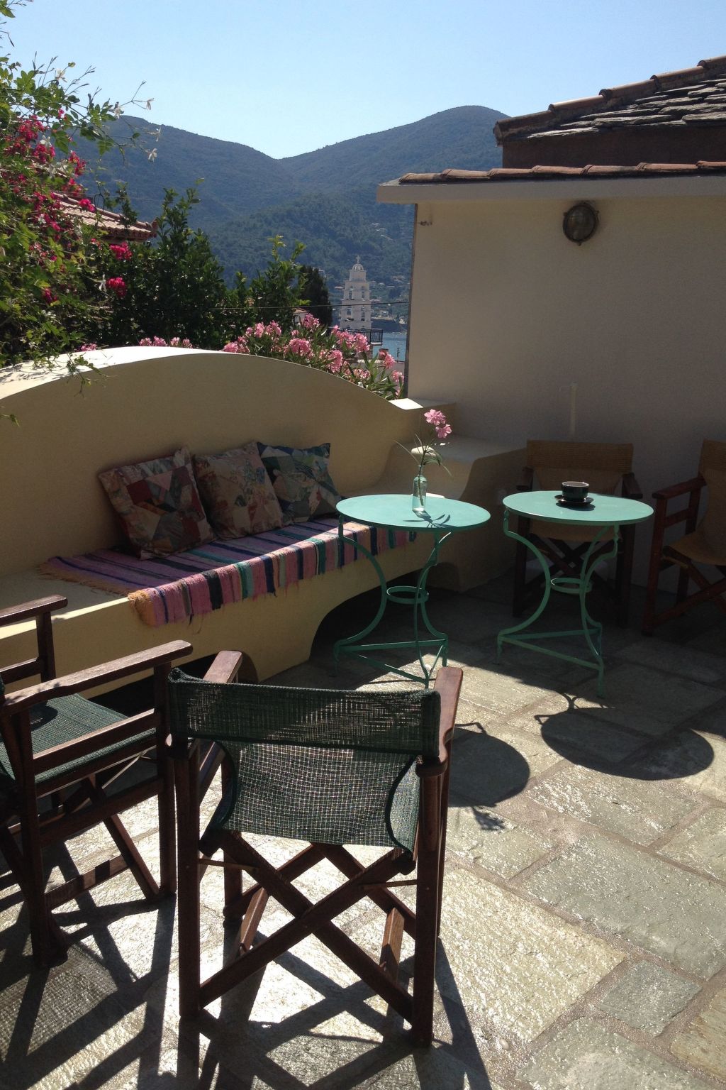 "Kyria Florenz"-Binnen