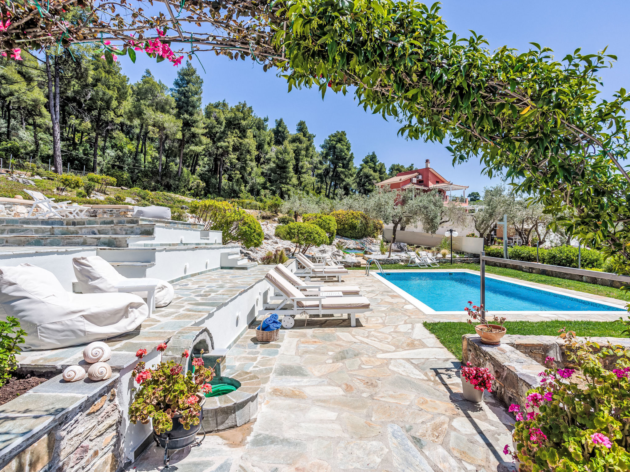Villa Pine Trees bei Kardous, Skopelos Privater Pool - Draußen
