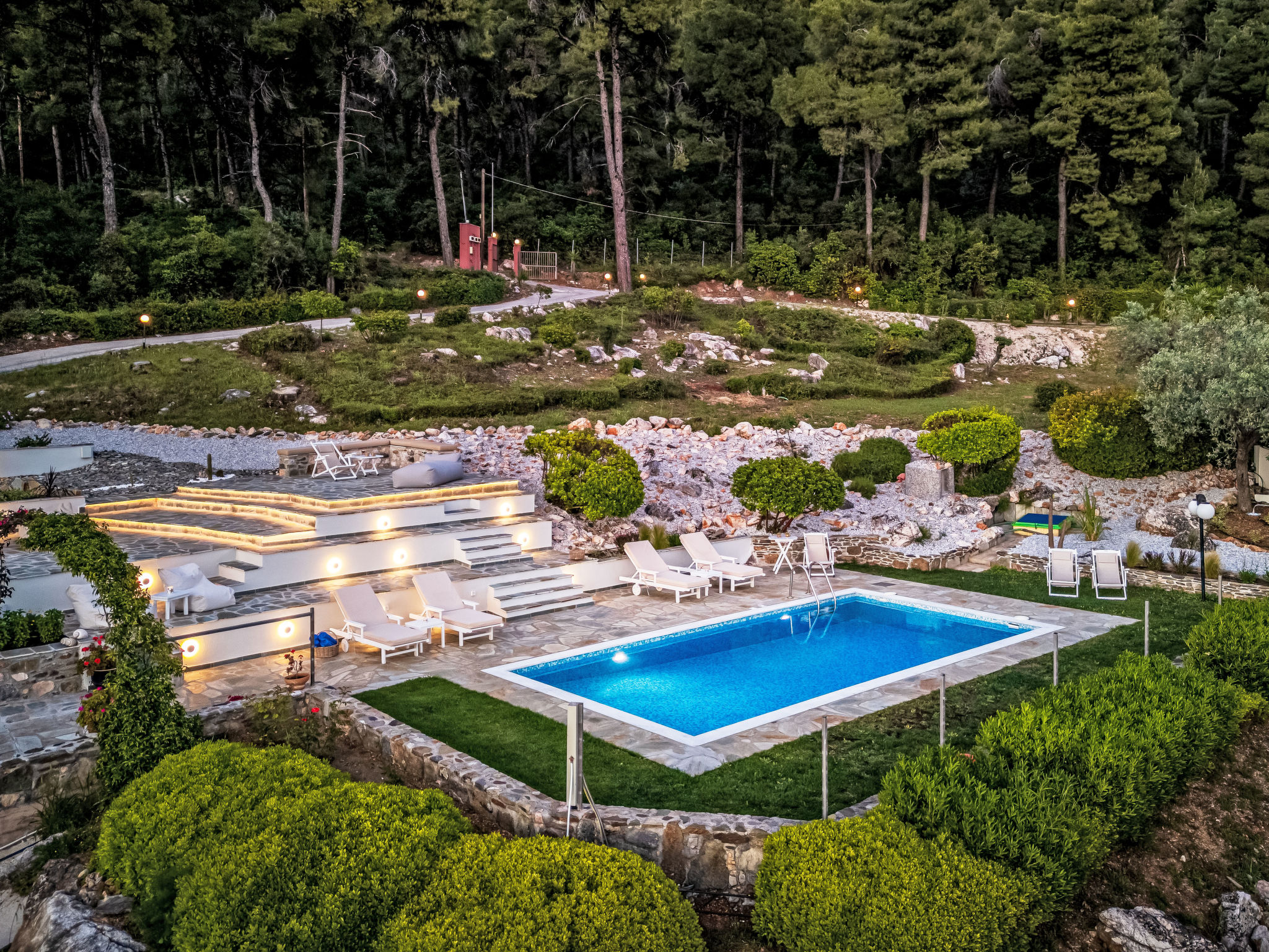 Villa Pine Trees bei Kardous, Skopelos Privater Pool - Drinnen