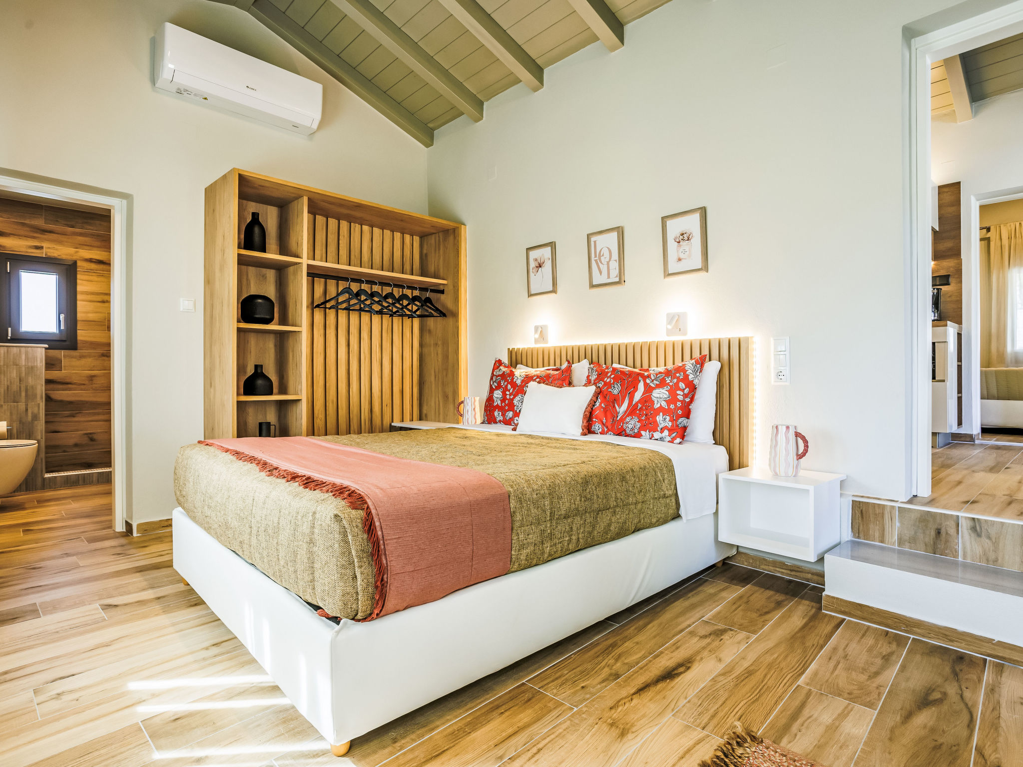 Villa Pine Trees bei Kardous, Skopelos Privater Pool - Drinnen