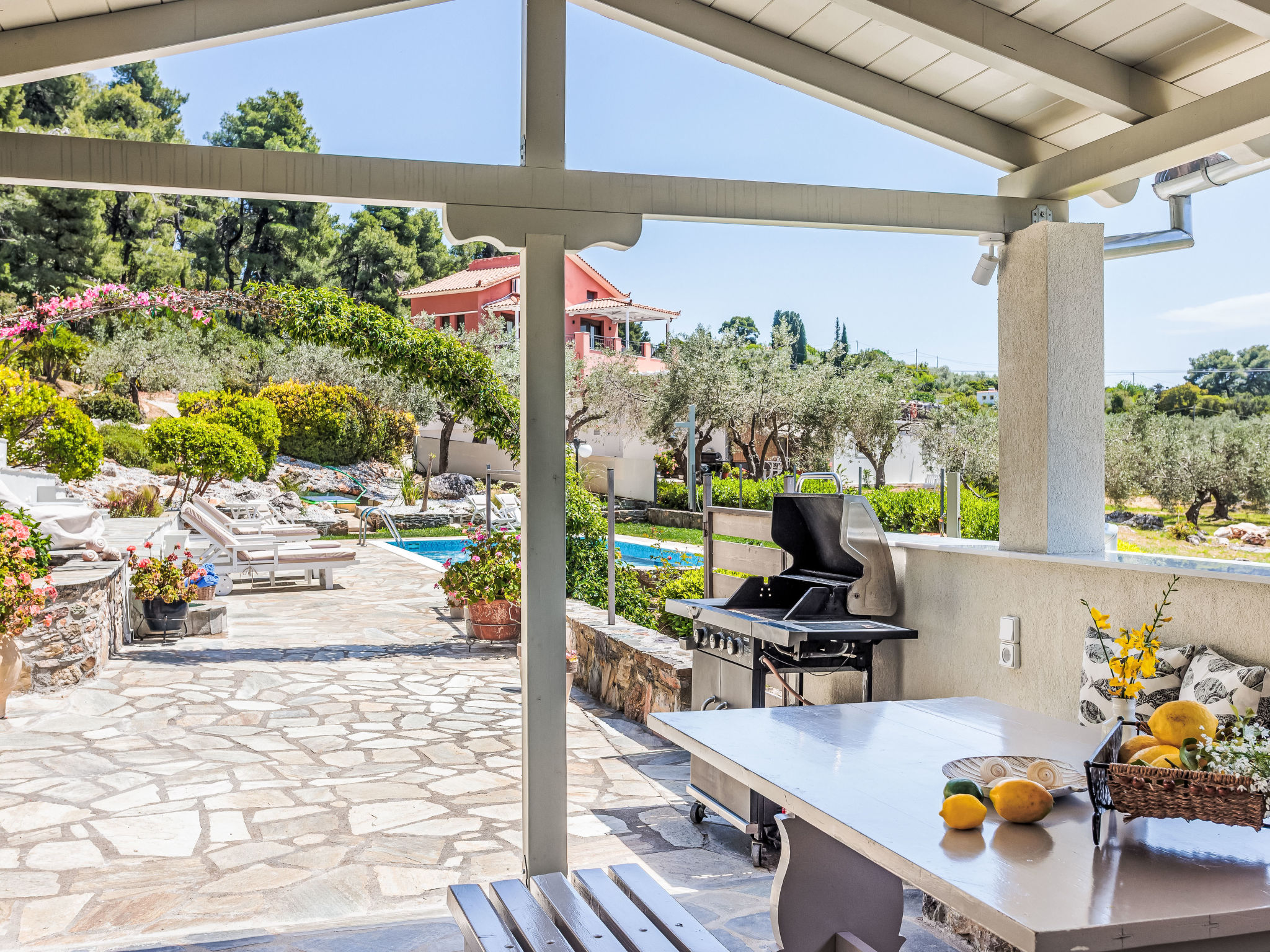 Villa Pine Trees bei Kardous, Skopelos Privater Pool - Draußen