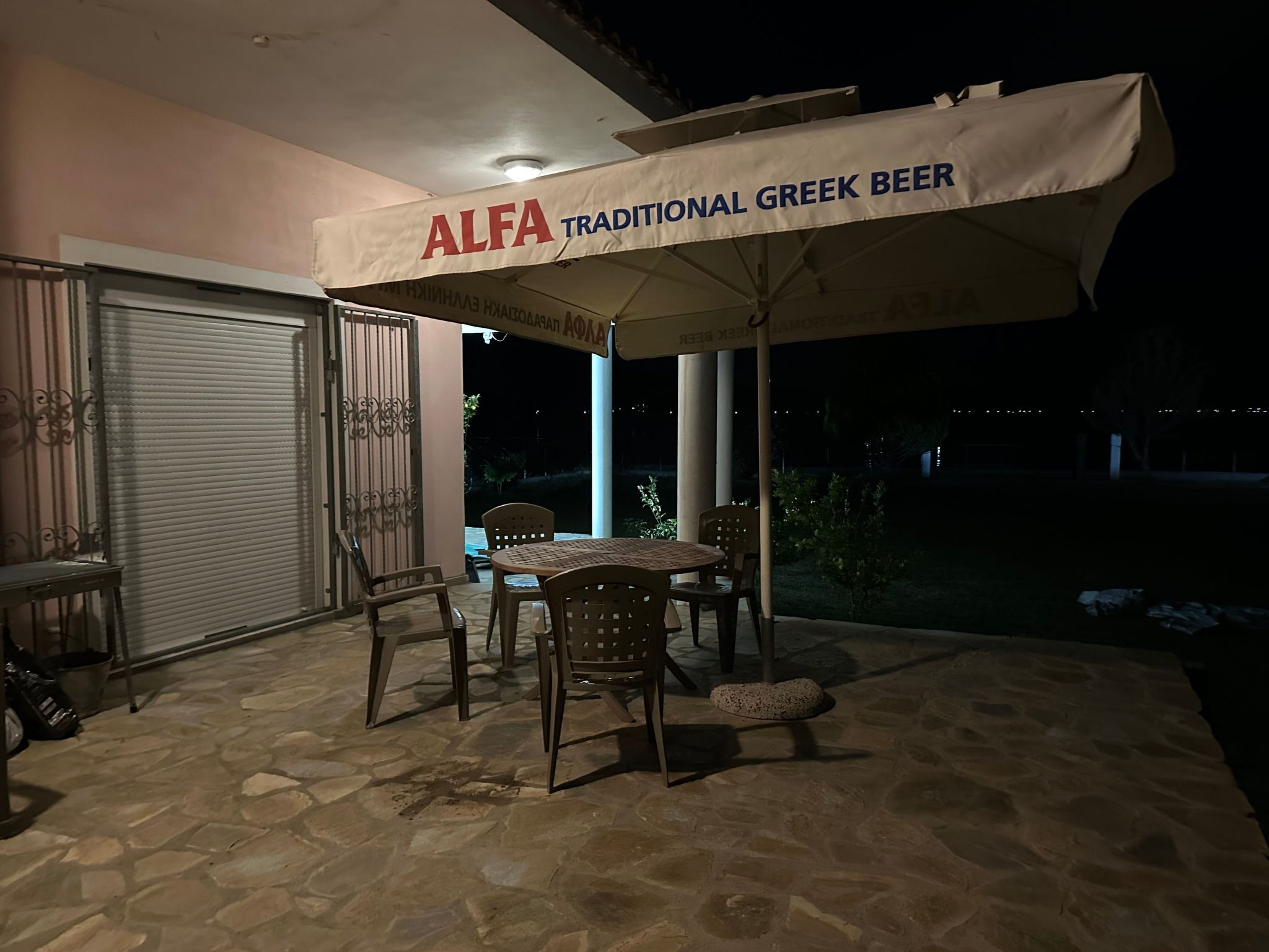 Tanjas Paradise-Inside