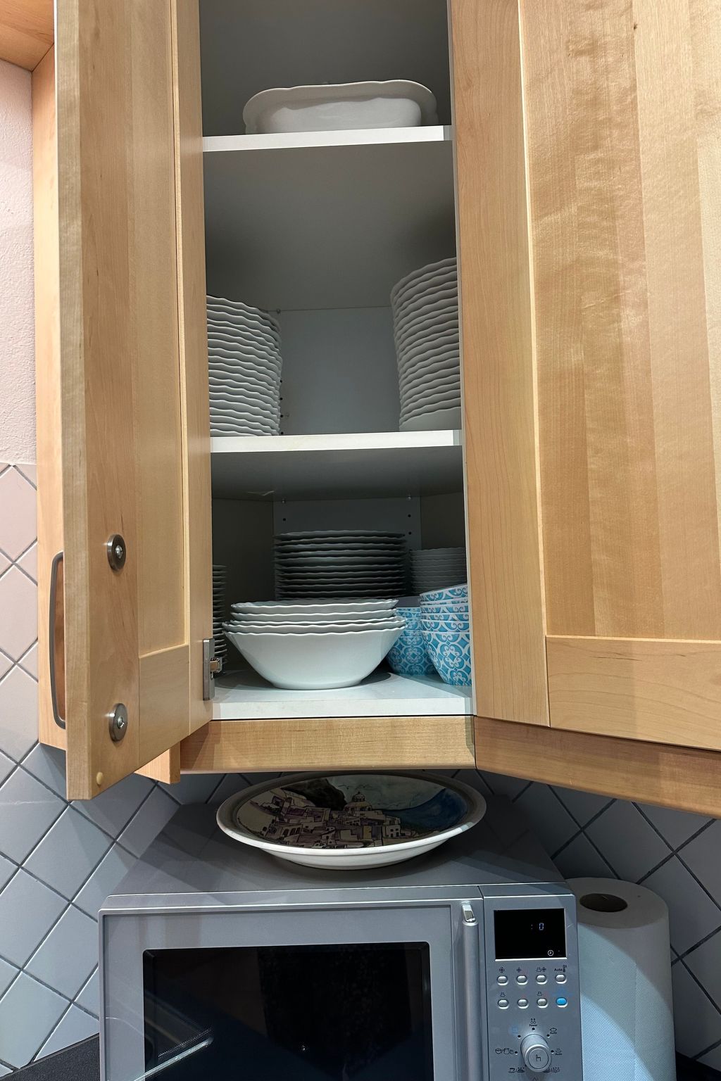 Tanjas Paradise-Inside