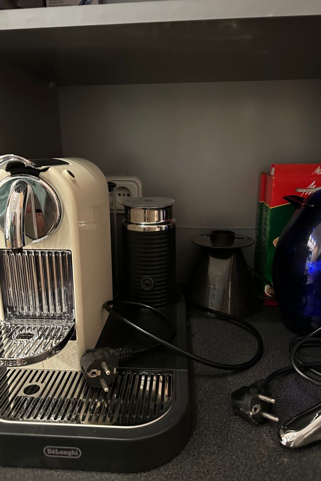 Tanjas Paradise-Inside